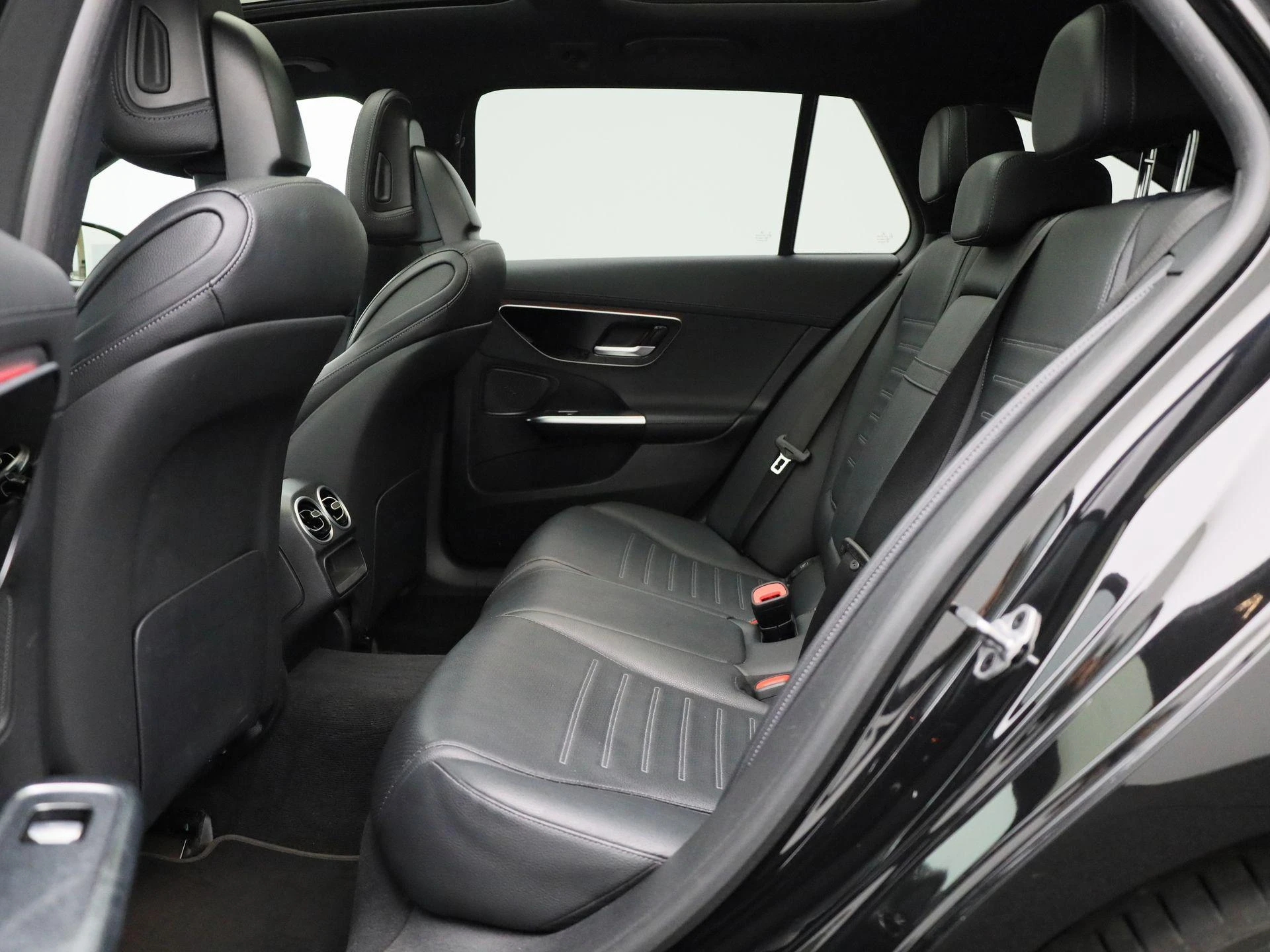 Mercedes-Benz-Classe C-image-10