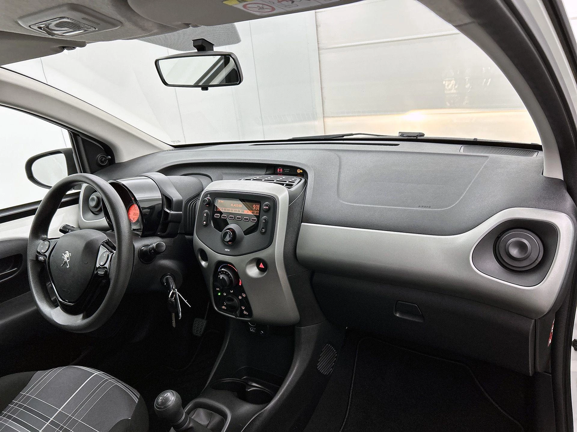 Peugeot-108-image-11
