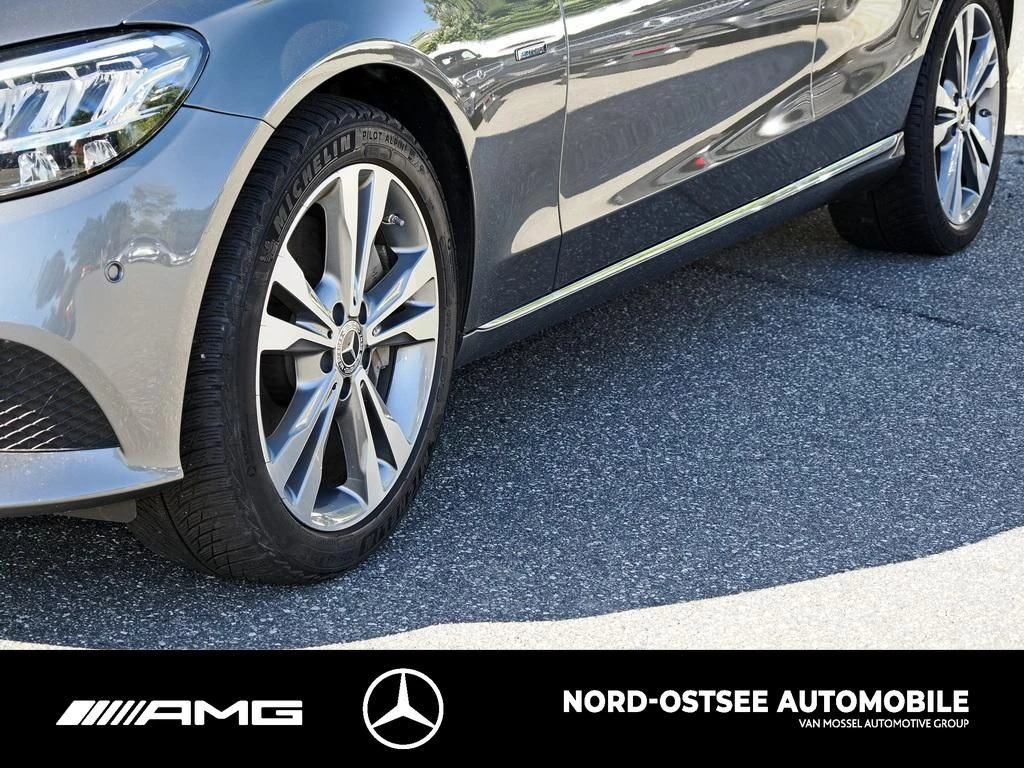 Mercedes-Benz C-Klasse 300 T de AVANTGARDE NAVI AHK 360 LED SITZH AVANTGARDE