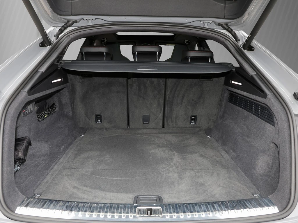 Audi-RSQ8-image-11