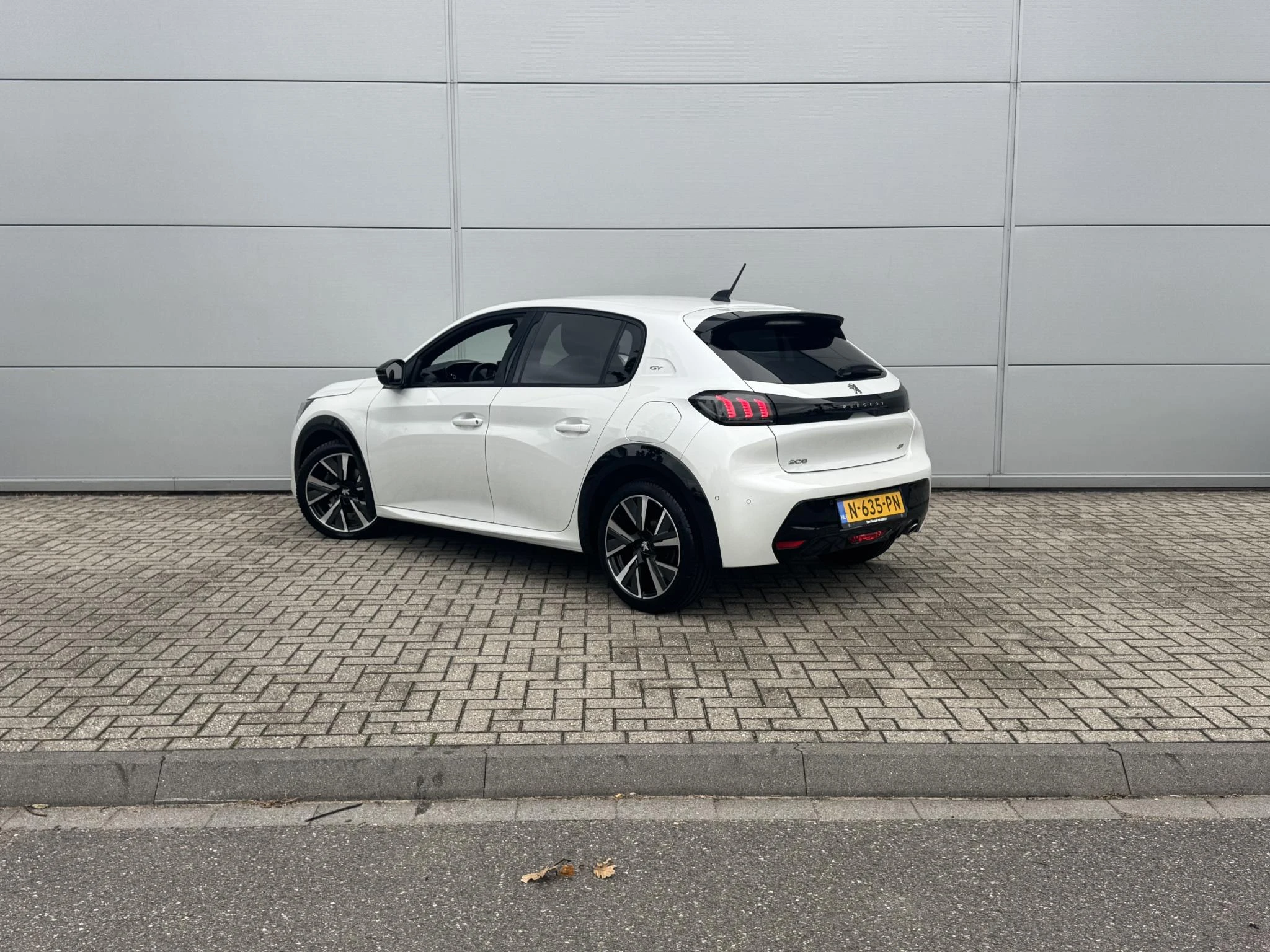 Peugeot-208-image-3