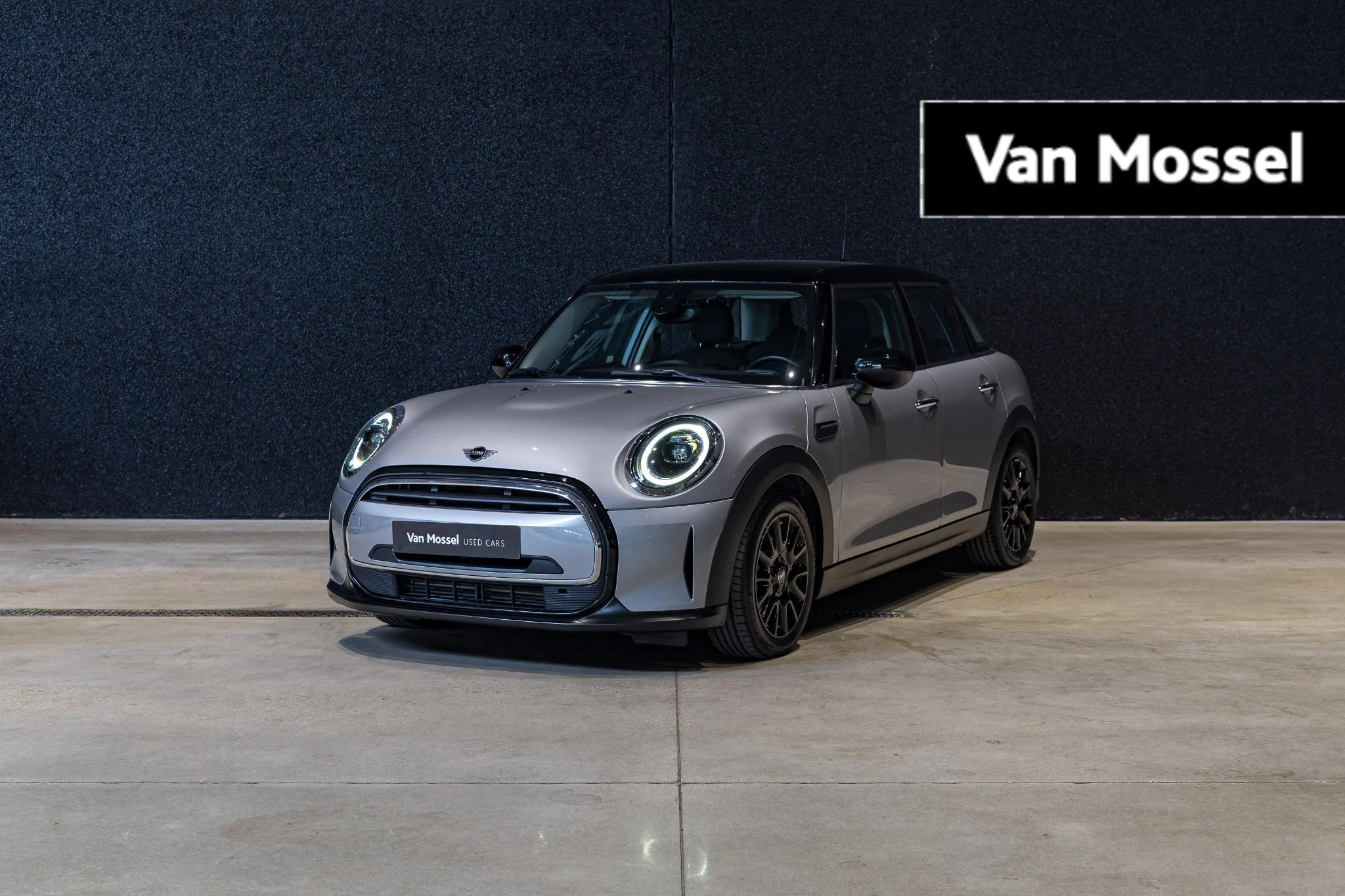 MINI-Cooper-image-0