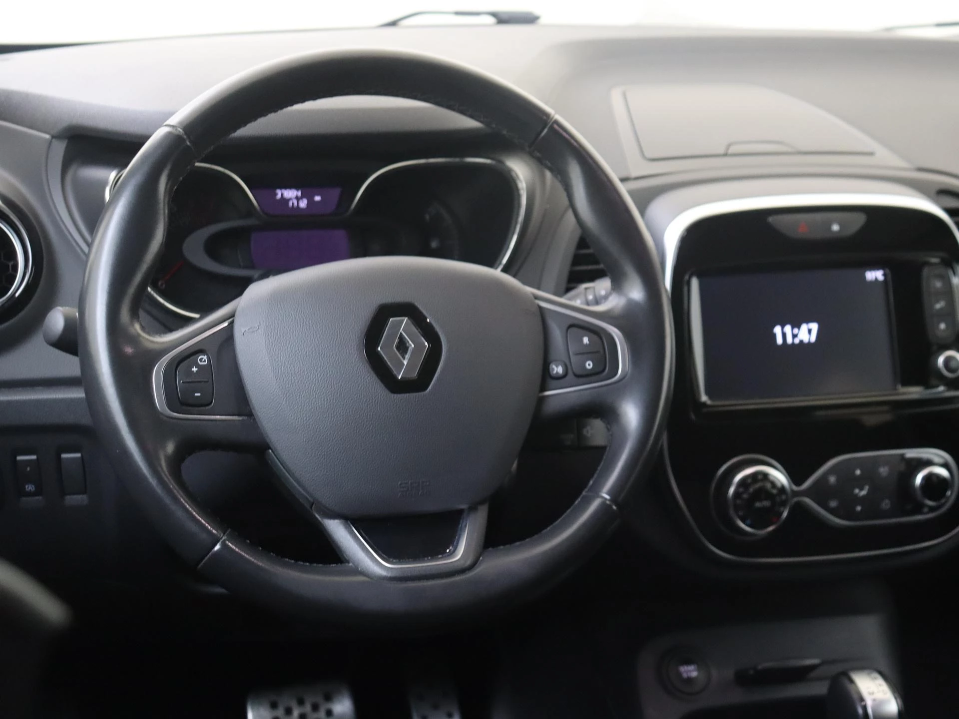 Renault-Captur-image-14
