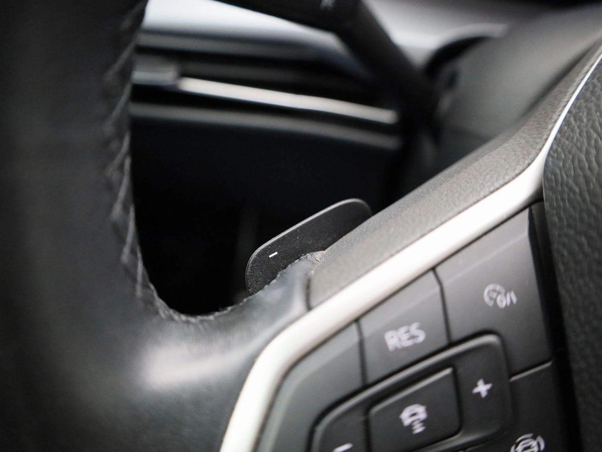 Volkswagen Golf 1.0 eTSI Life