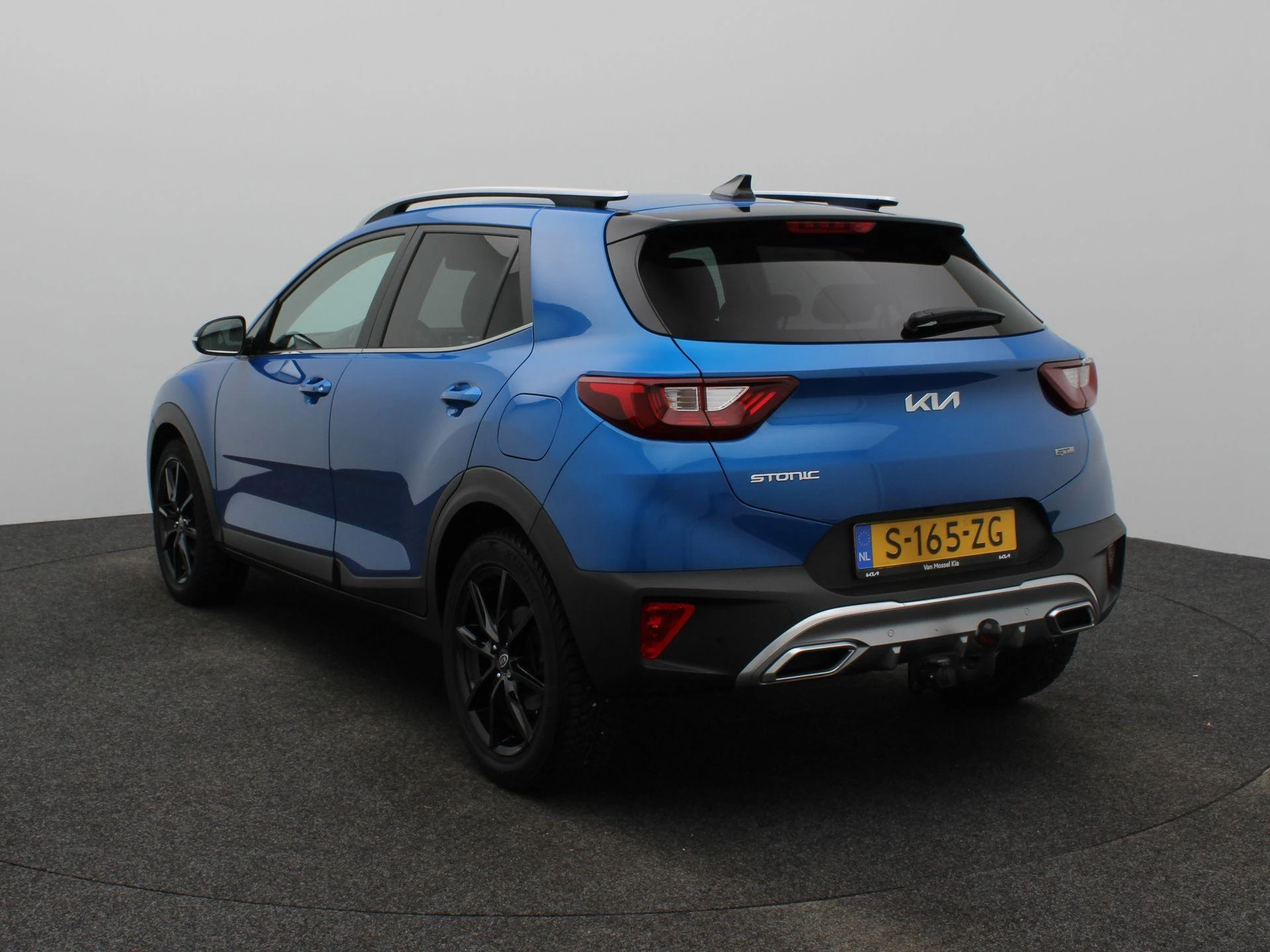 Kia-Stonic-image-2