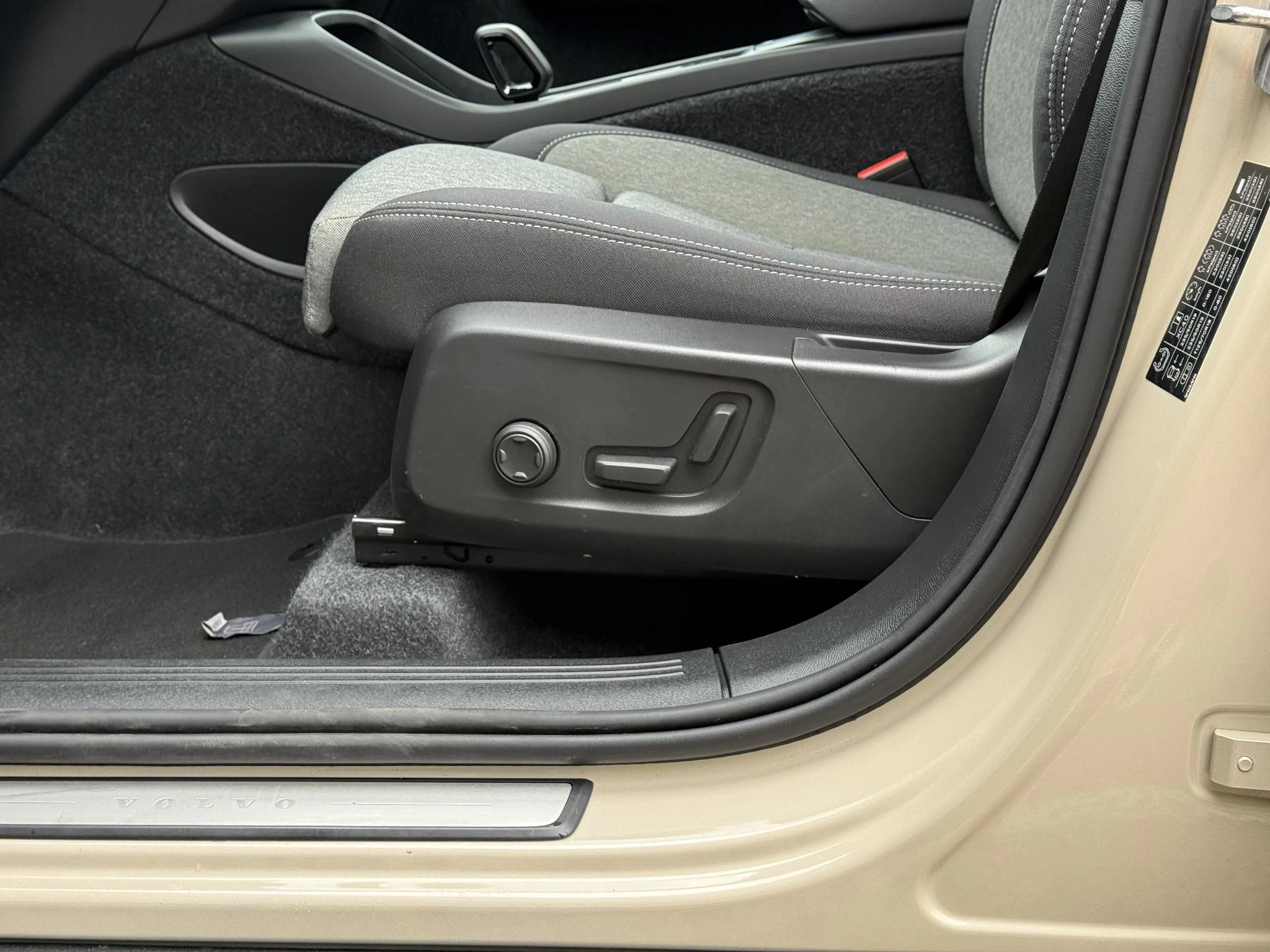 Volvo XC40 B4 Plus Dark Trekhaak Aut.