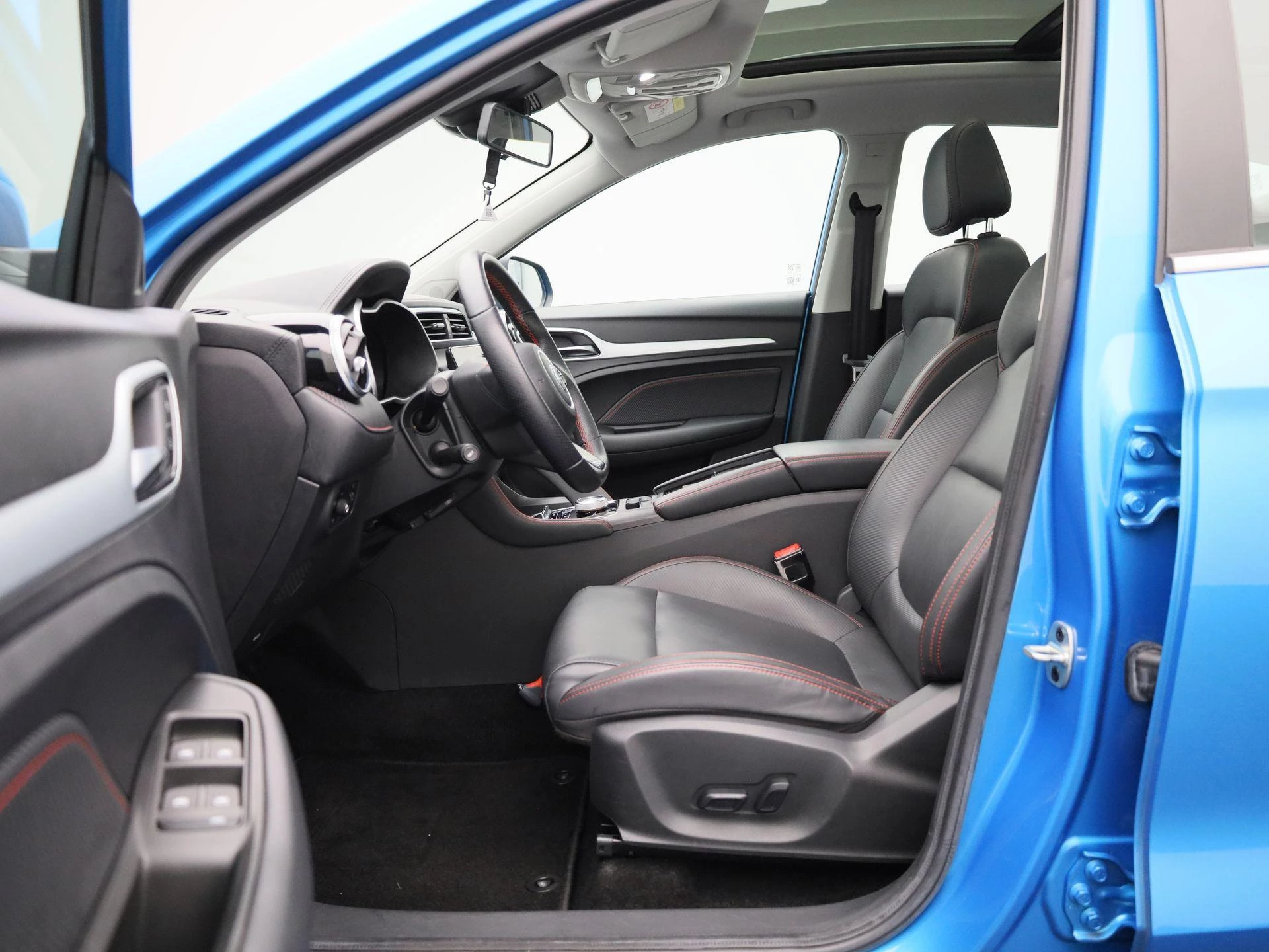 MG ZS EV Long Range Luxury 70 kWh
