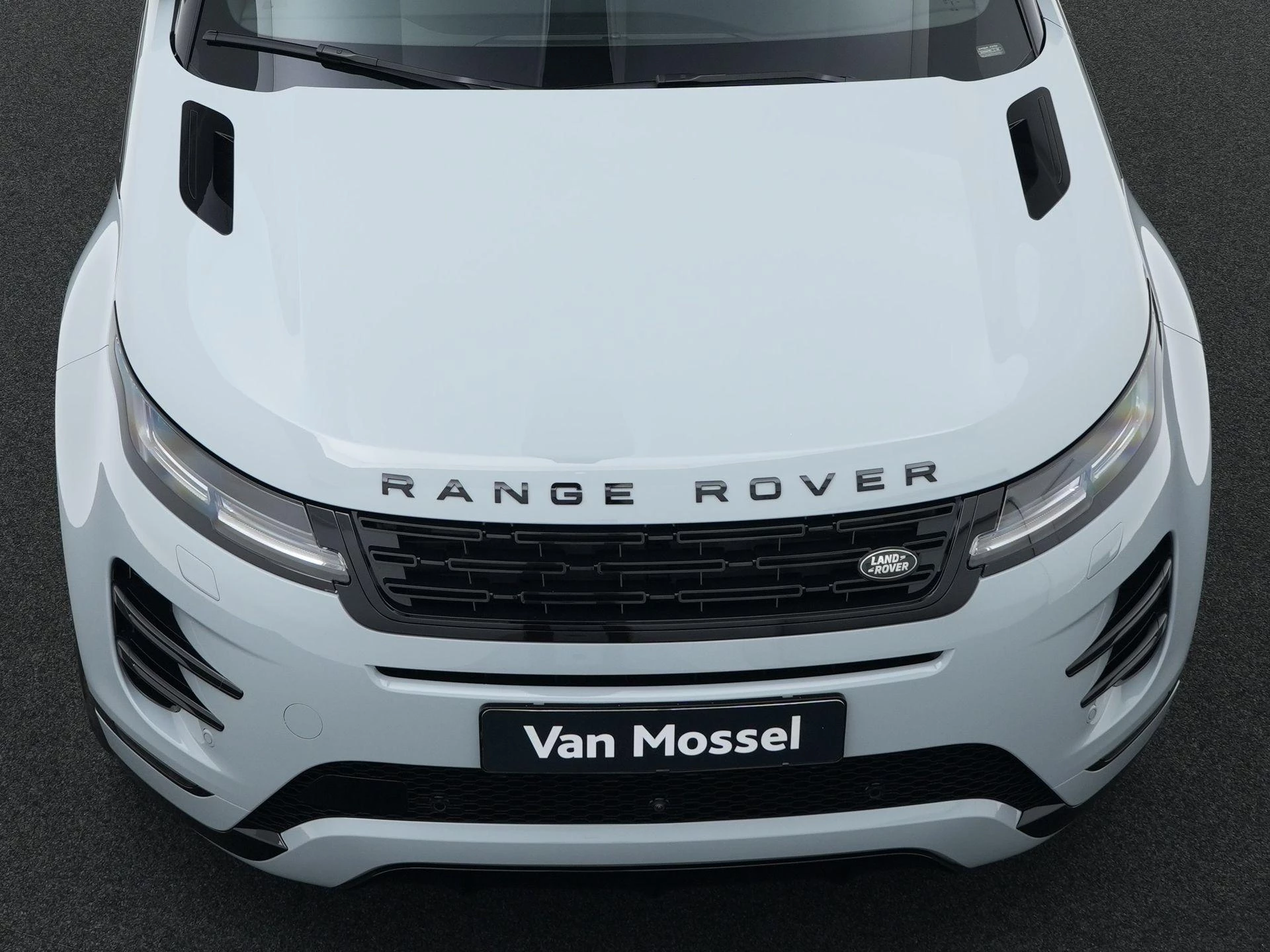Land Rover-Range Rover Evoque-image-49