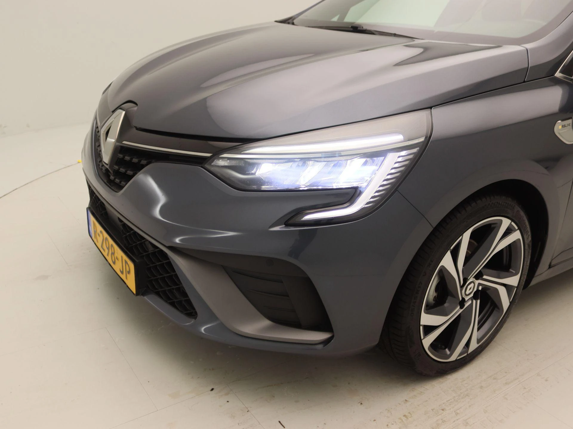 Renault-Clio-image-14