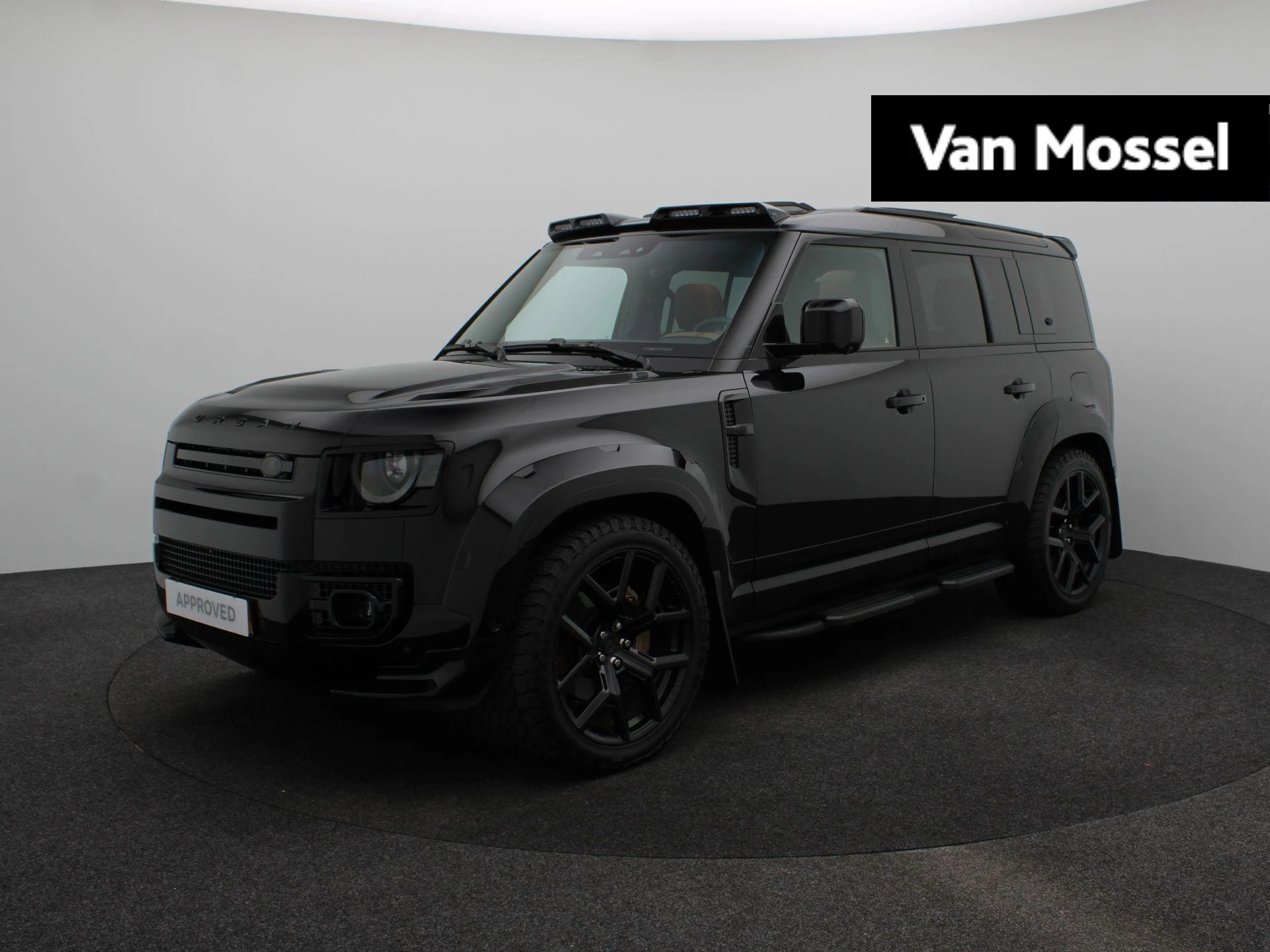 Land Rover-Defender-image-0