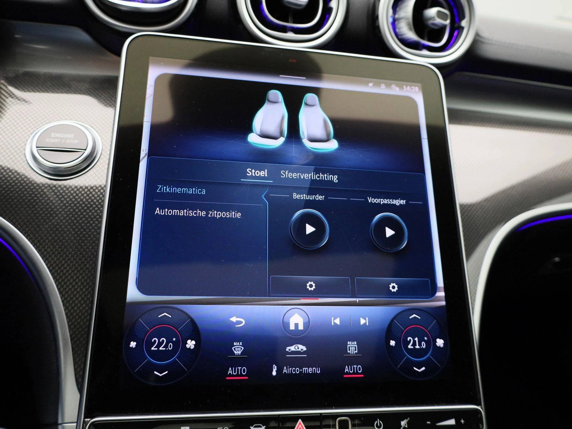 Mercedes-Benz-C-Klasse-image-24