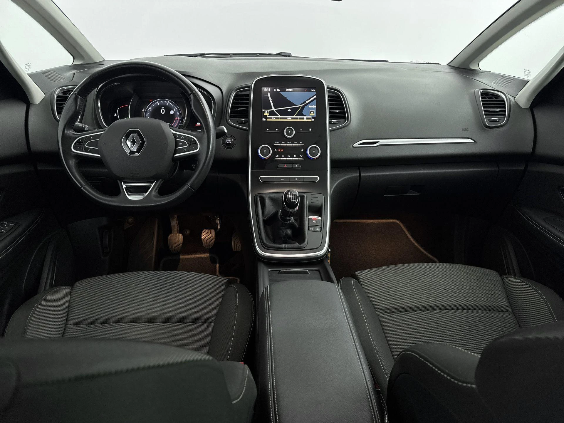 Renault-Scénic-image-17