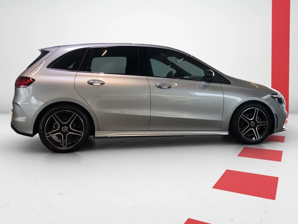 Mercedes-Benz-B-Klasse 180-image-9