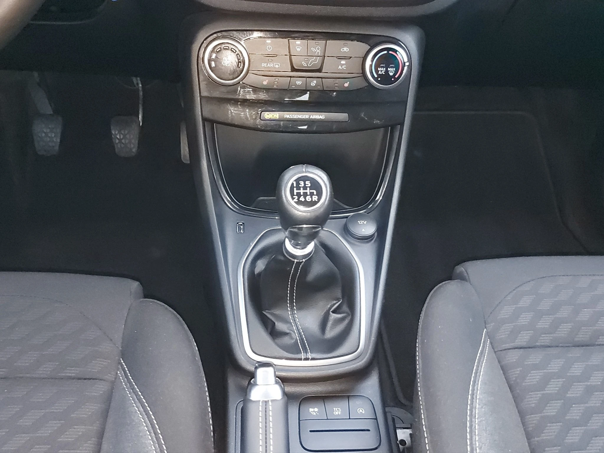 Ford-Puma-image-13