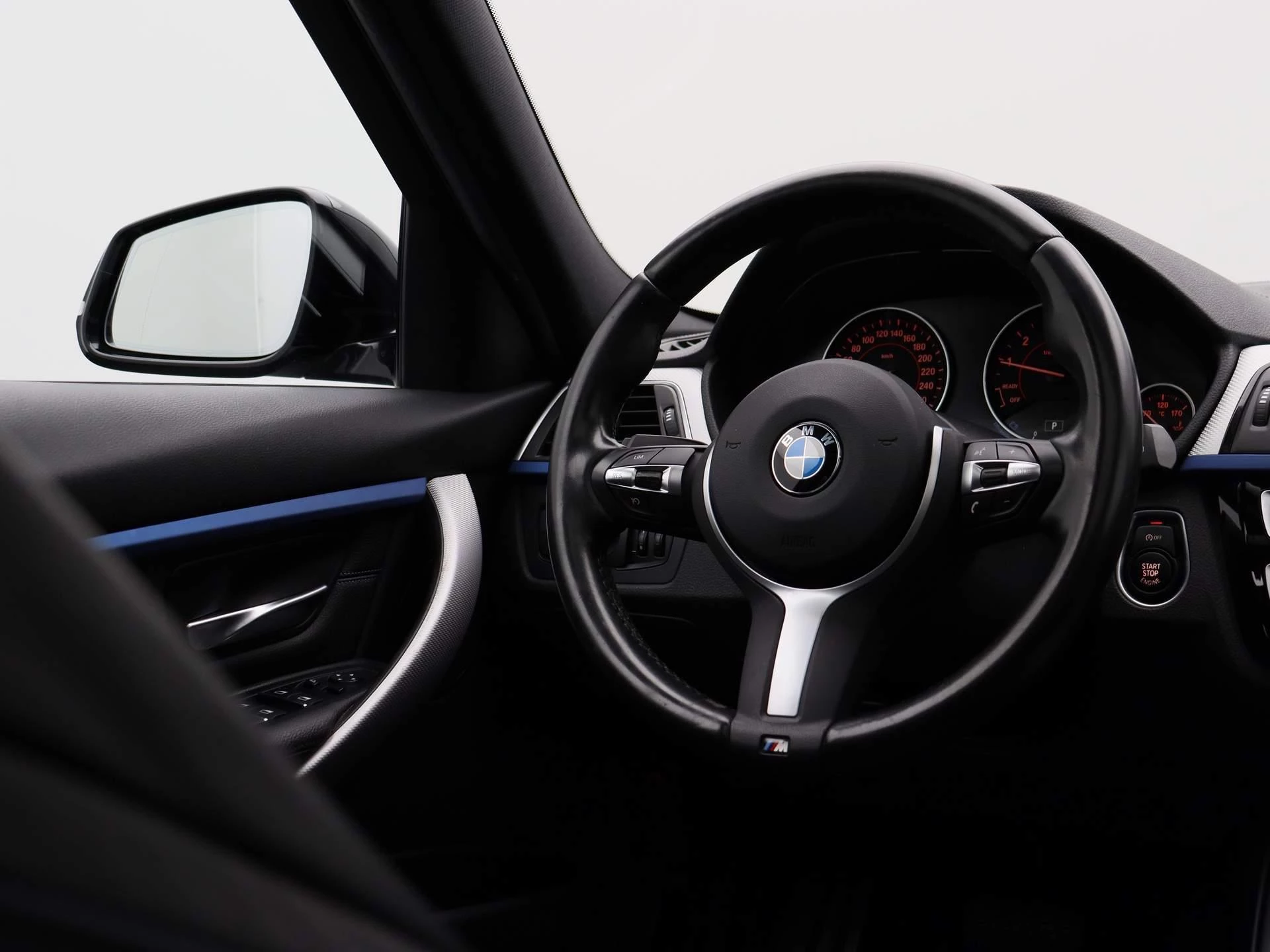 BMW-3 Serie-image-10