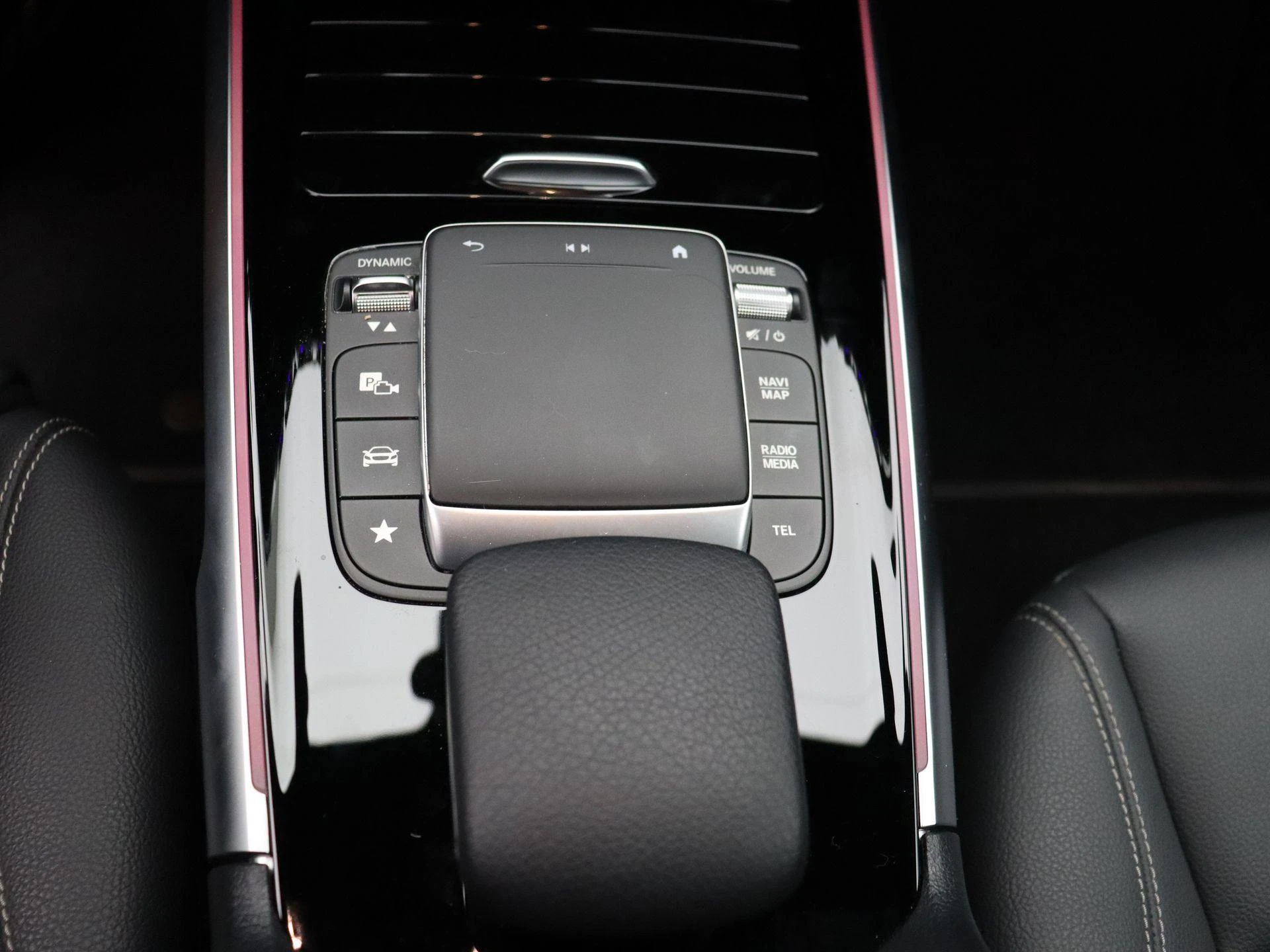 Mercedes-Benz EQB 250 Business Line
