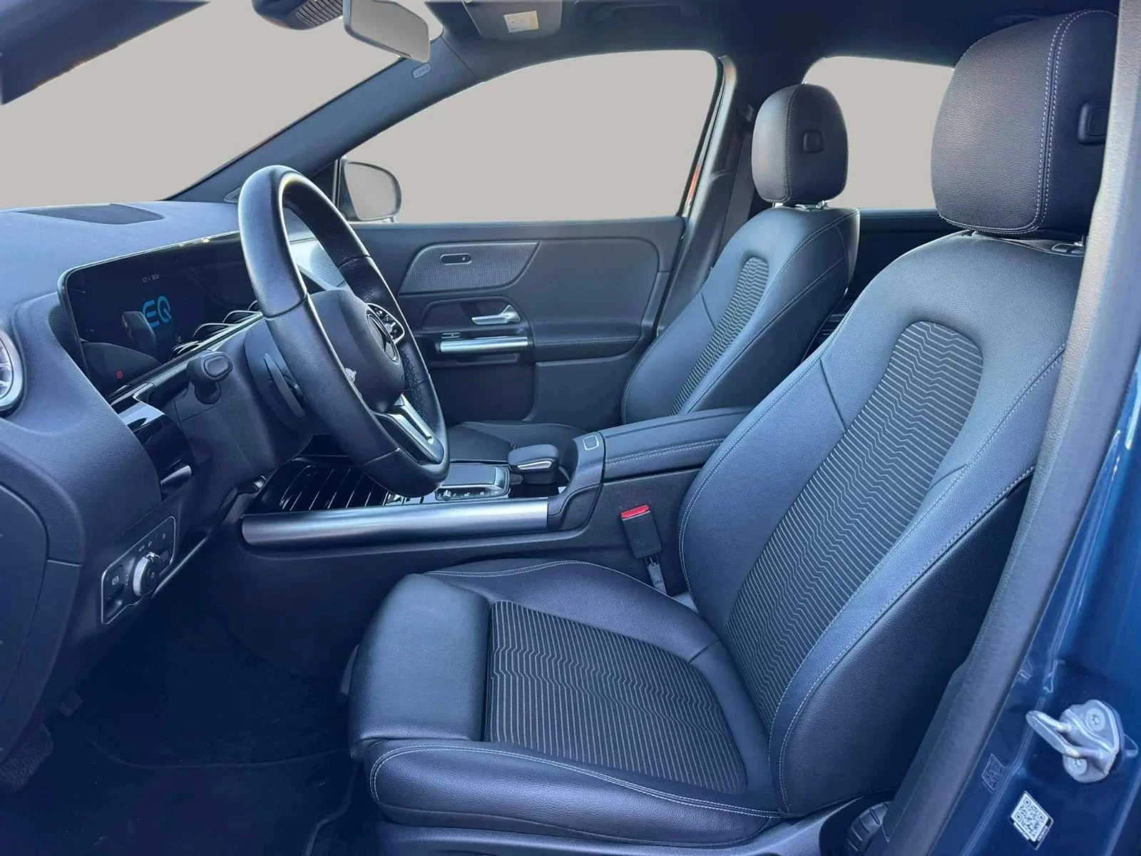 Mercedes-Benz-EQA-image-6