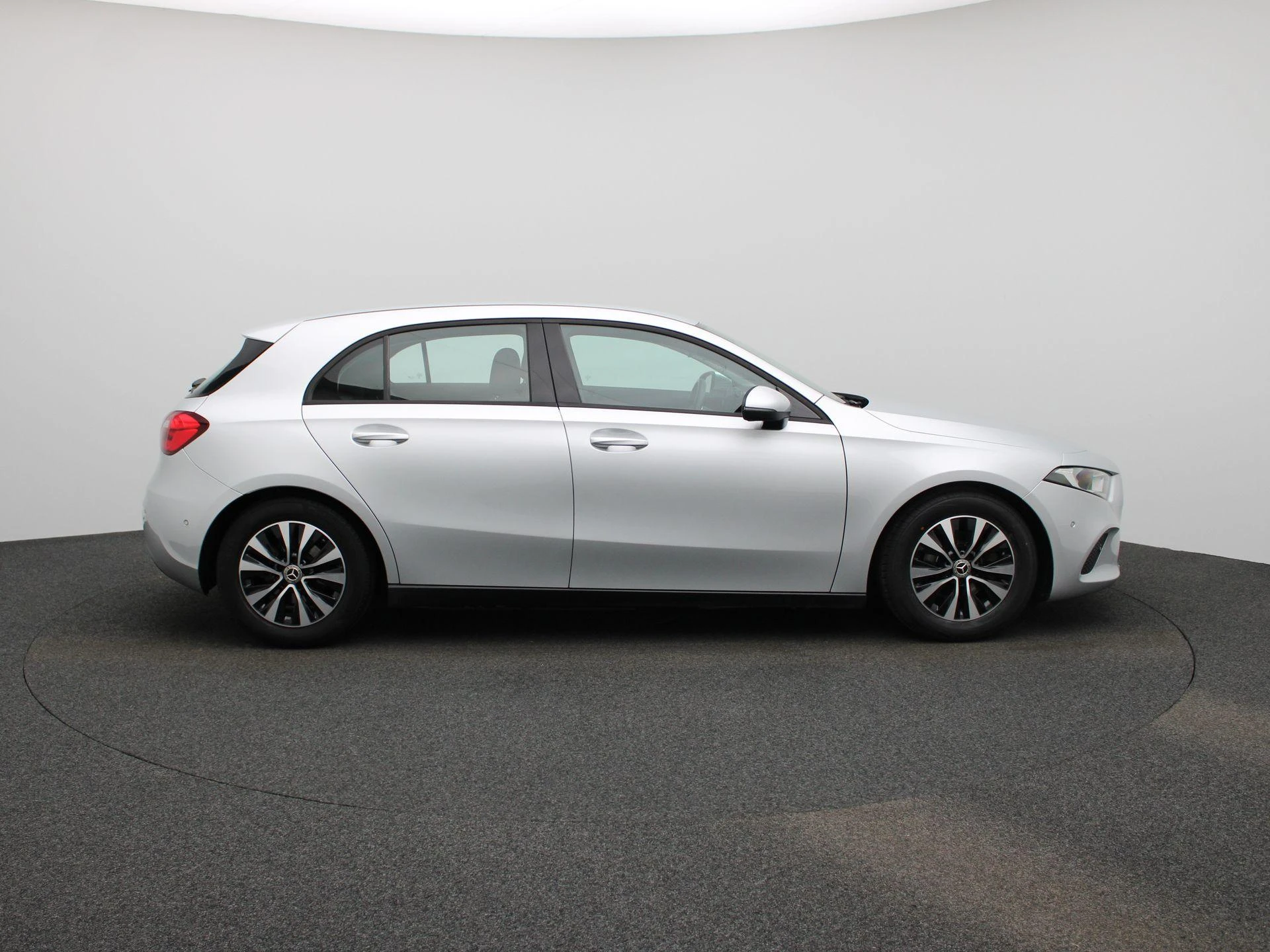 Mercedes-Benz-Classe A-image-5