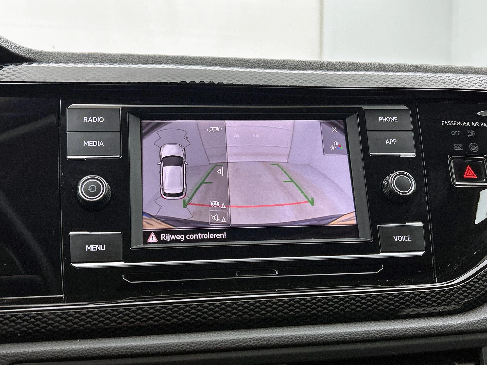 Volkswagen-Taigo-image-12