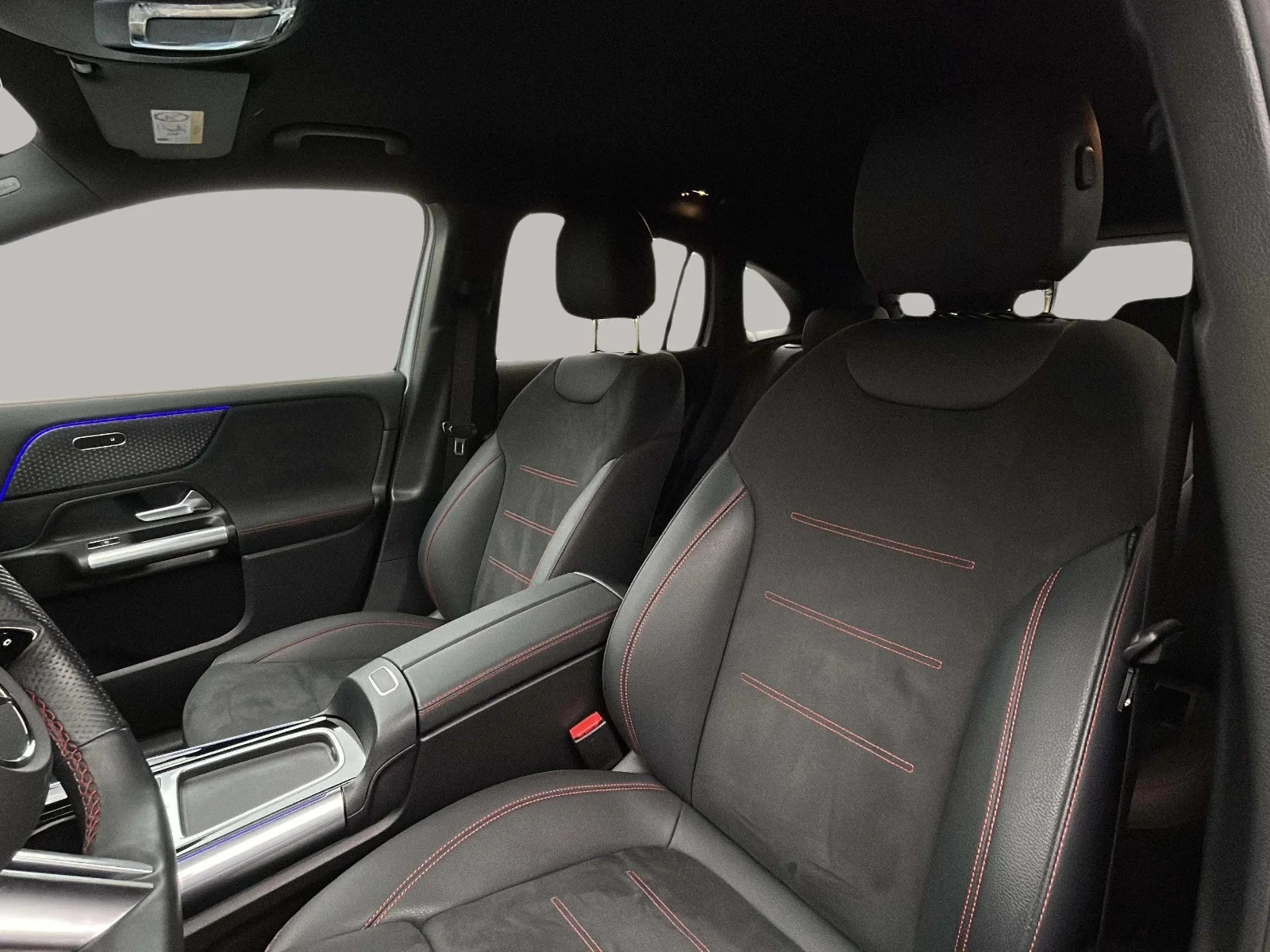 Mercedes-Benz-EQA-image-10