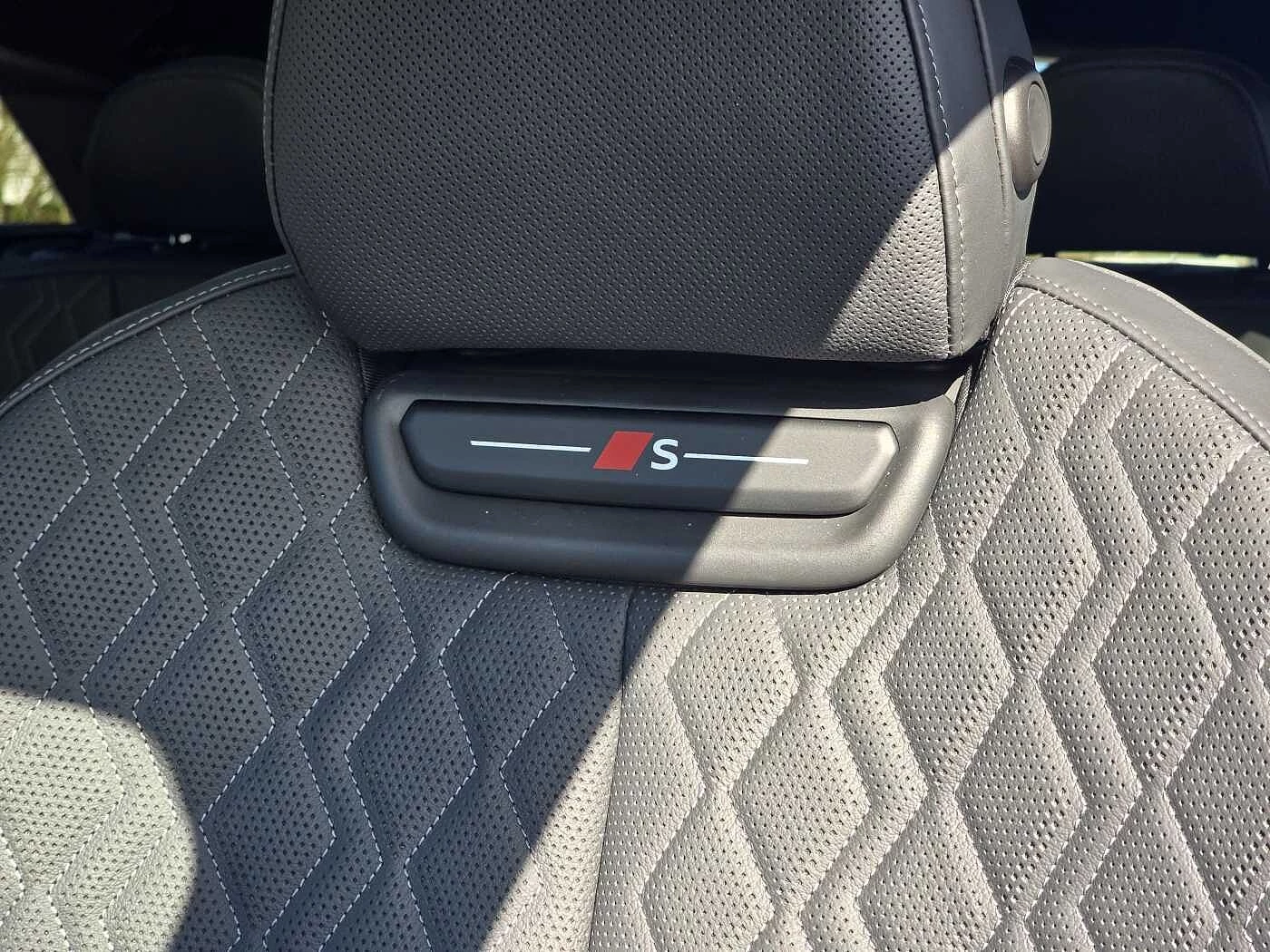 Audi-S6 Avant e-tron-image-43