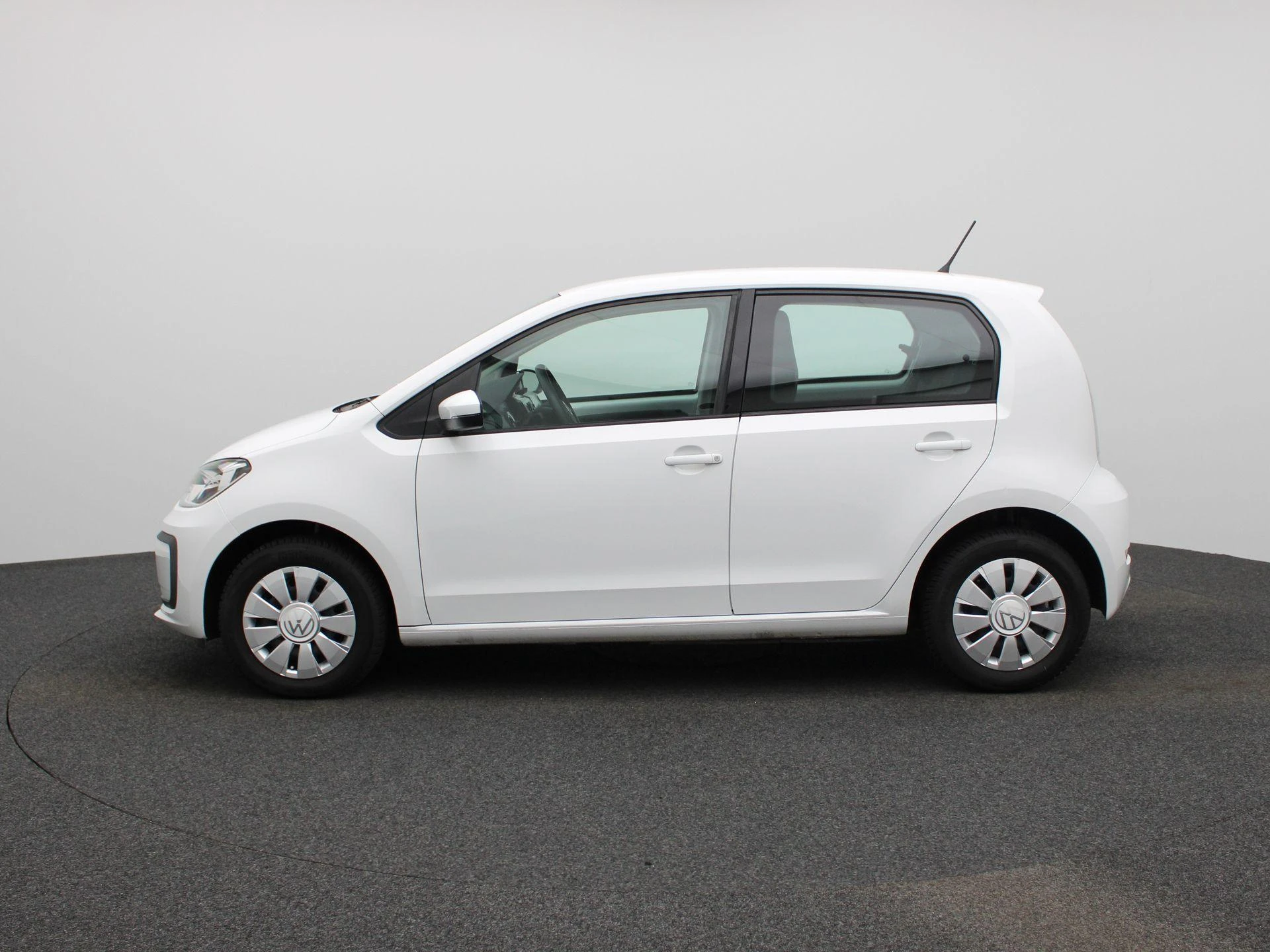 Volkswagen-up!-image-3
