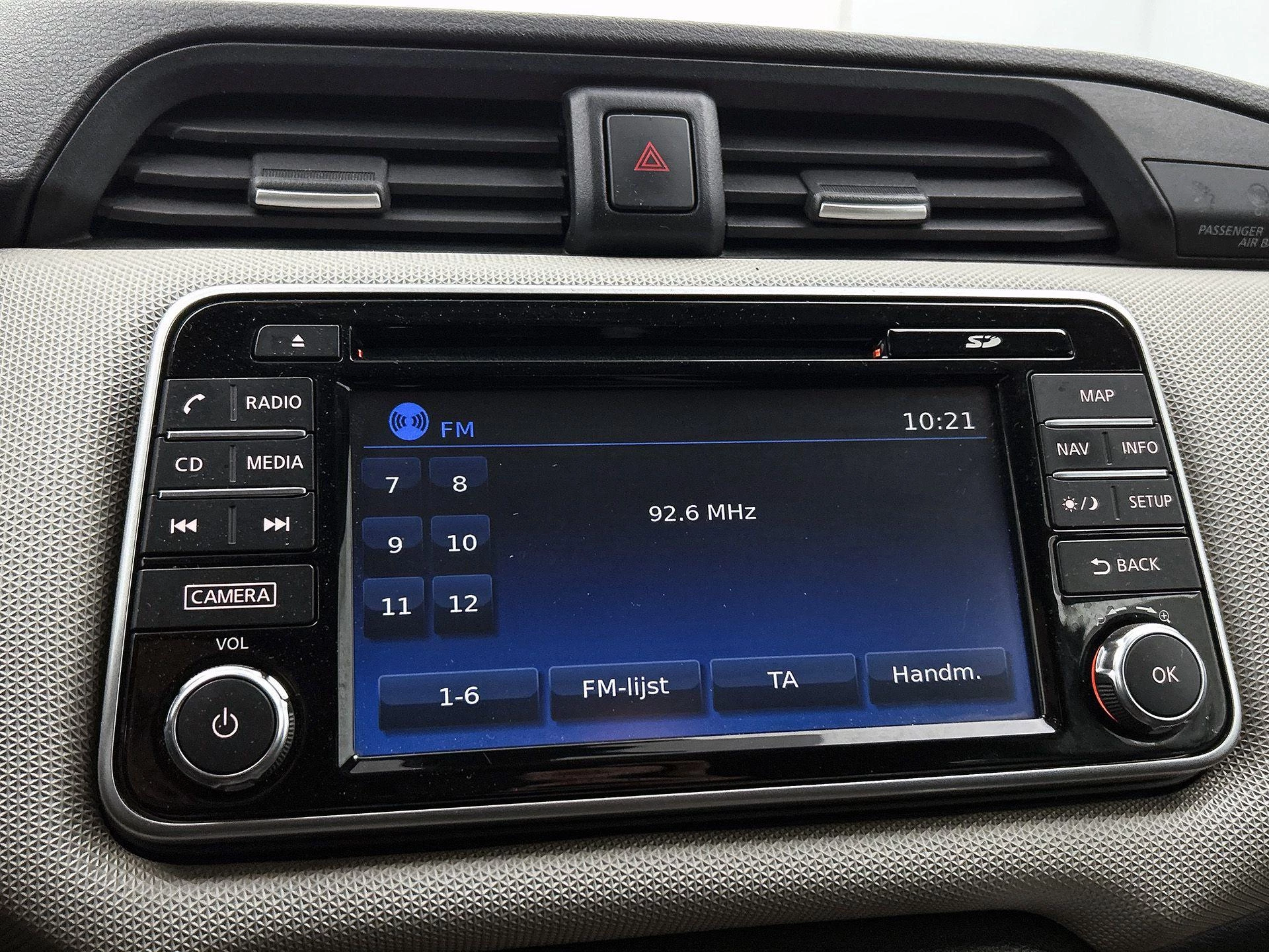 Nissan-Micra-image-6