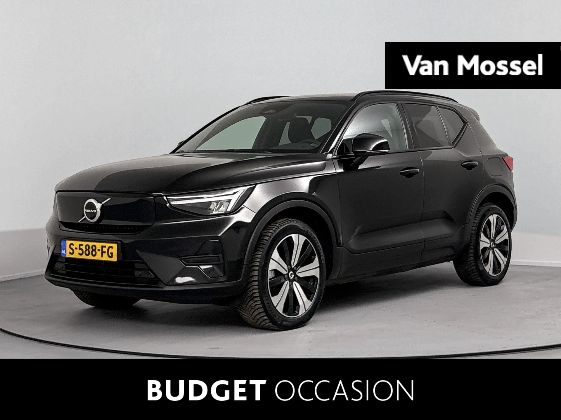 Volvo-XC40-image-0