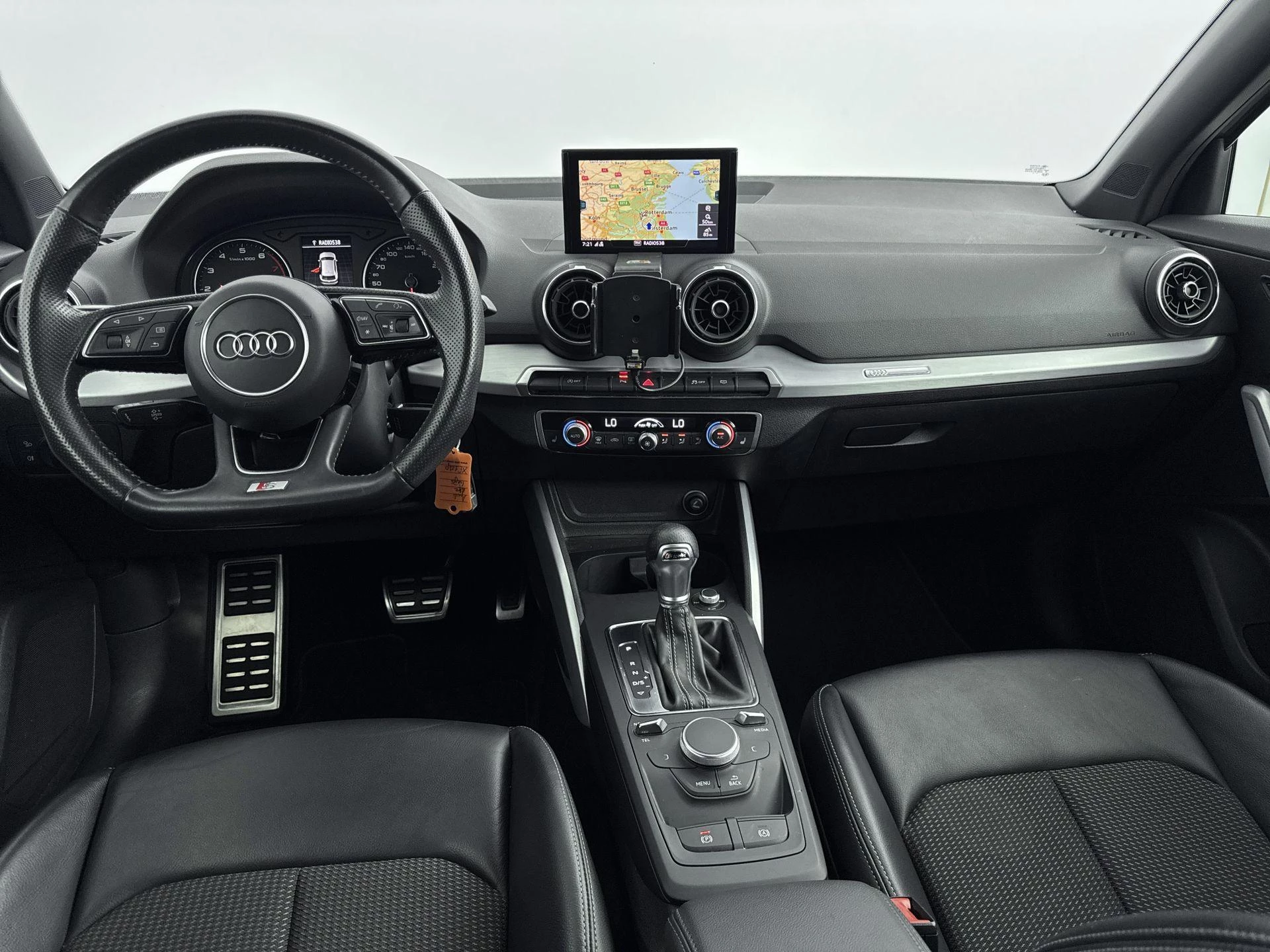 Audi-Q2-image-15