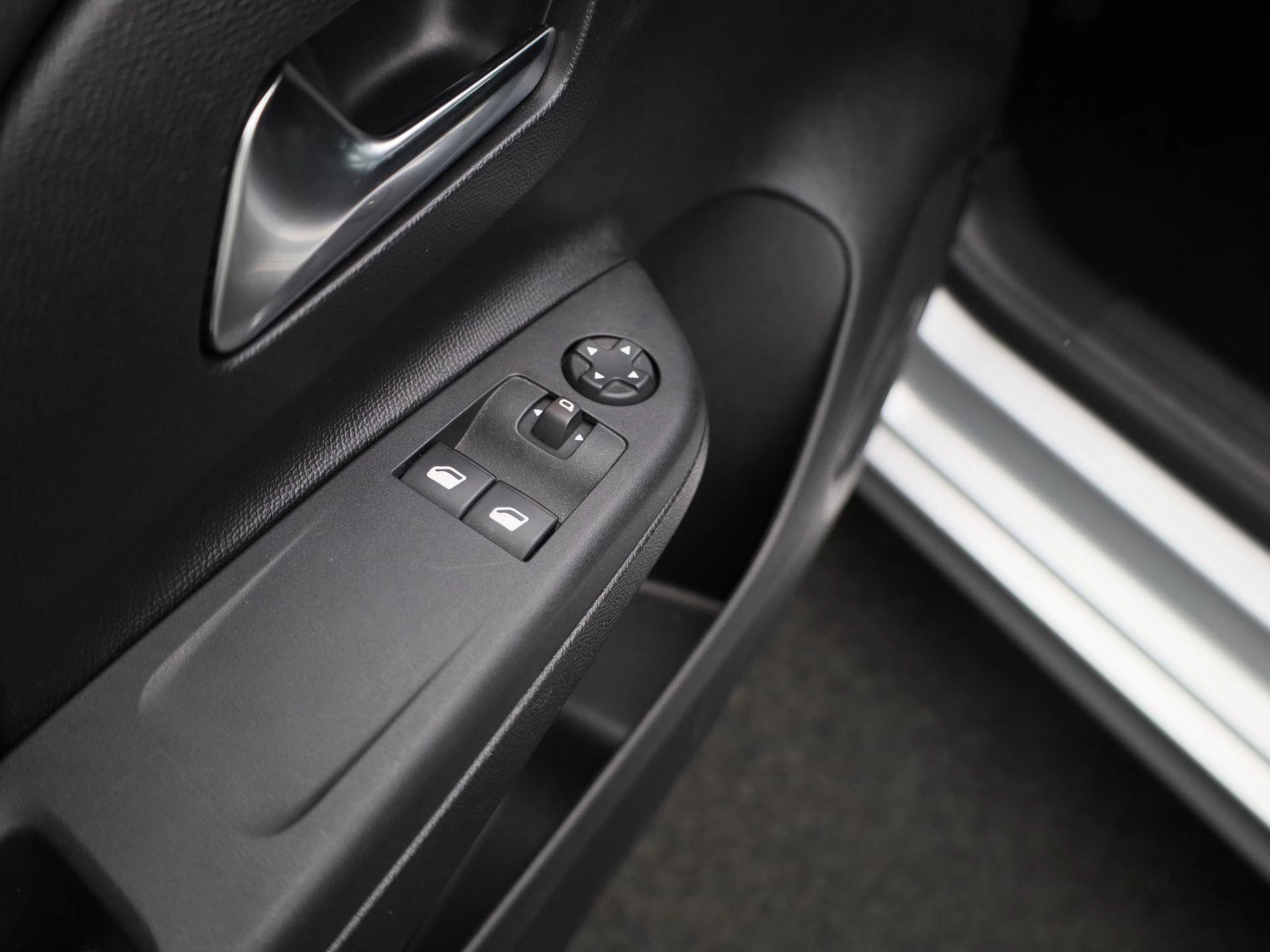 Opel-Corsa-image-23