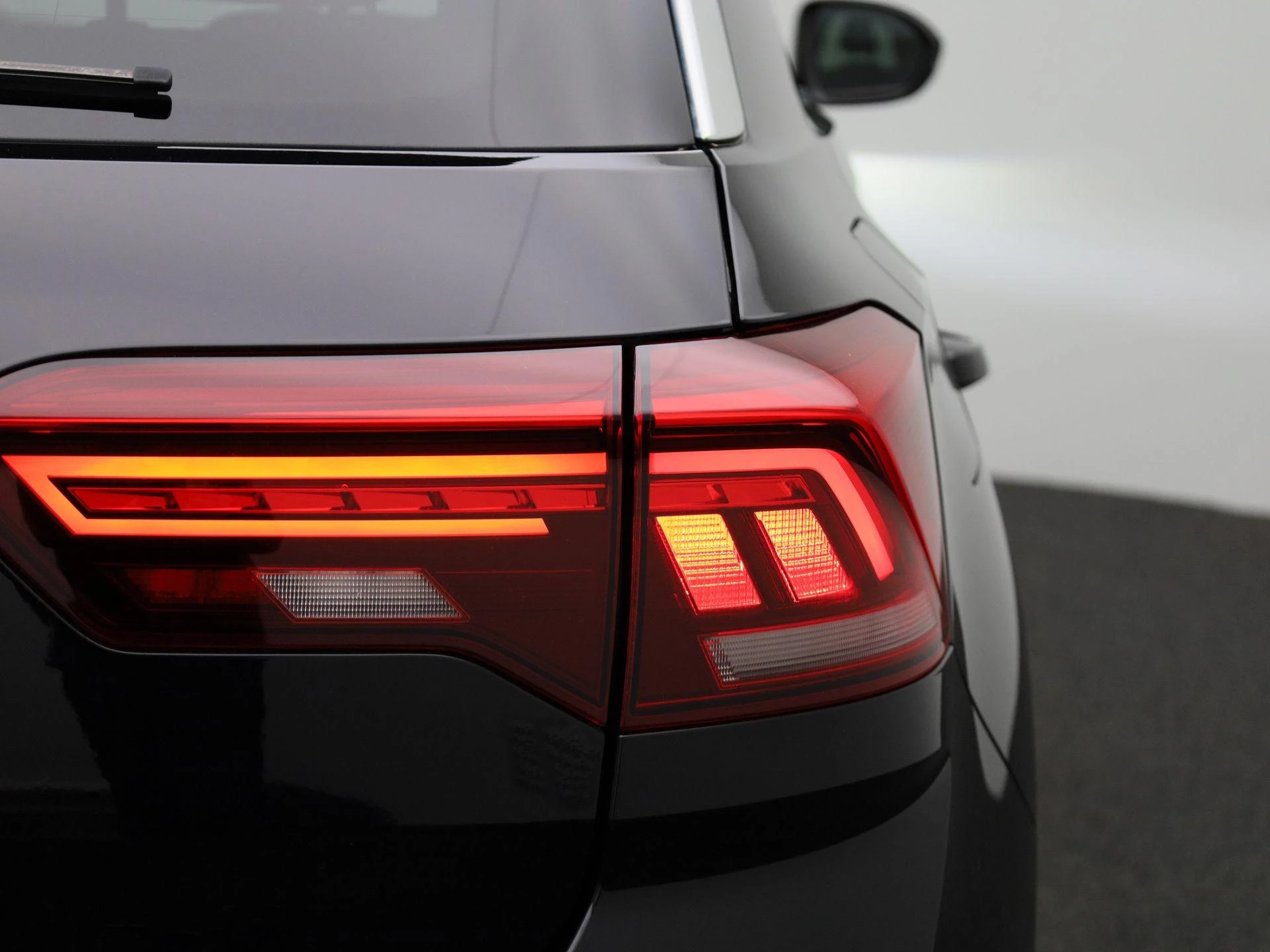 Volkswagen-T-Roc-image-42