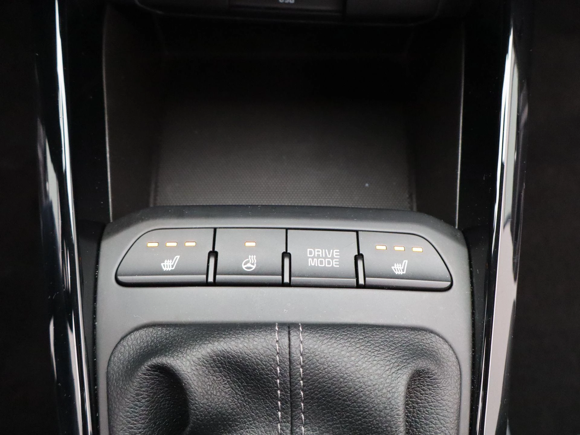 Kia Stonic 1.0 T-GDi MHEV DynamicPlusLine