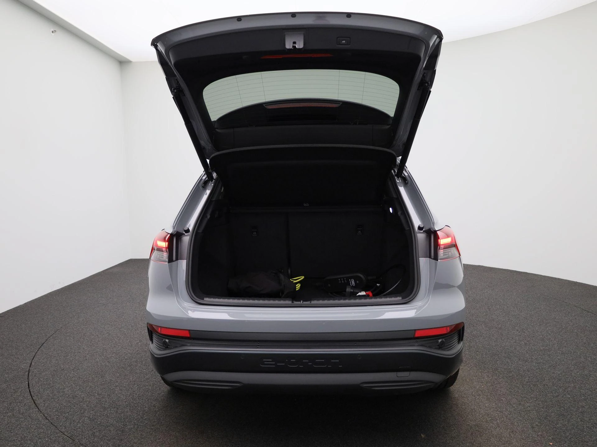 Audi-Q4 e-tron-image-10