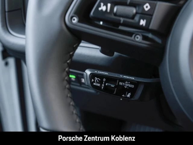 Porsche Cayenne E-Hybrid Coupe Black Edition black edition