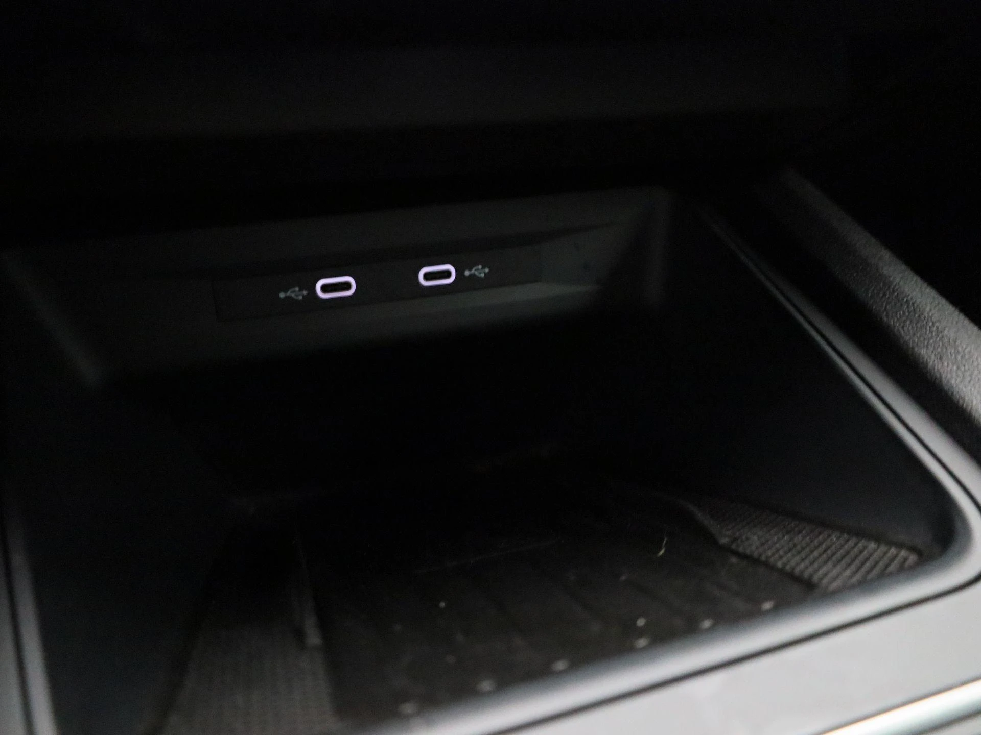 SEAT-Leon-image-23