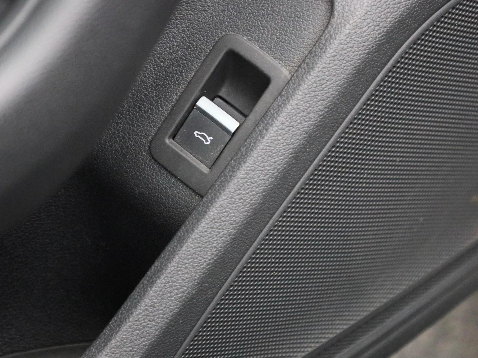 Audi-A4-image-37