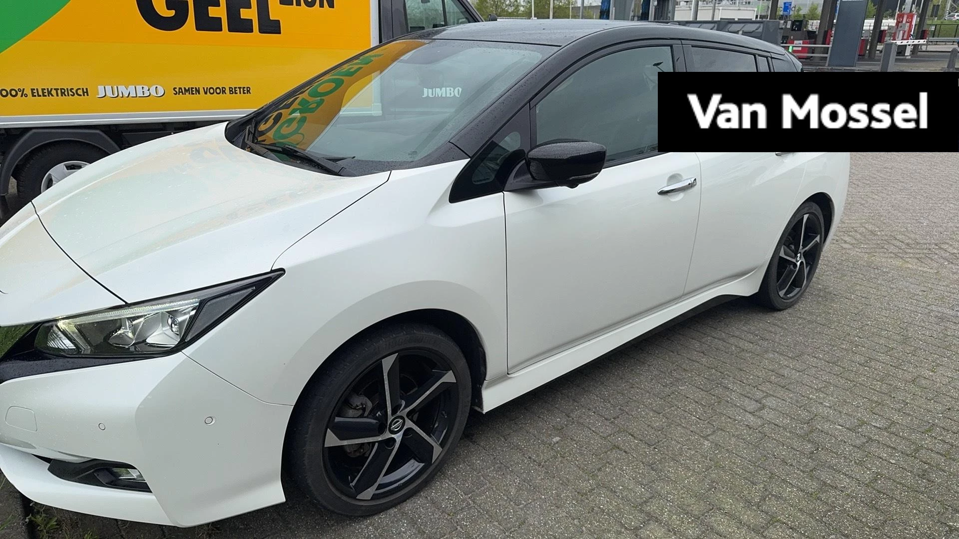 Nissan-Leaf-image-0