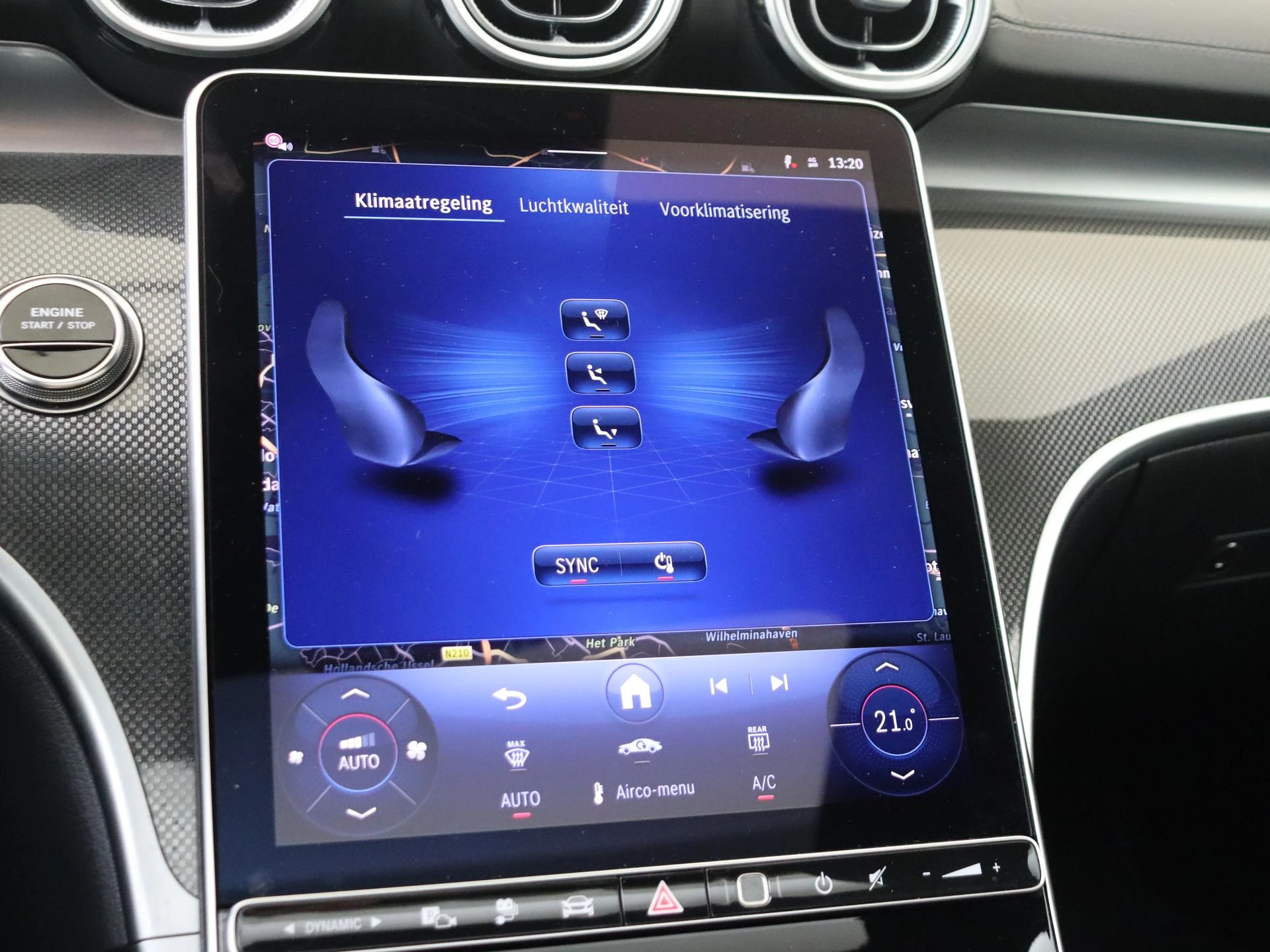 Mercedes-Benz-C-Klasse-image-17
