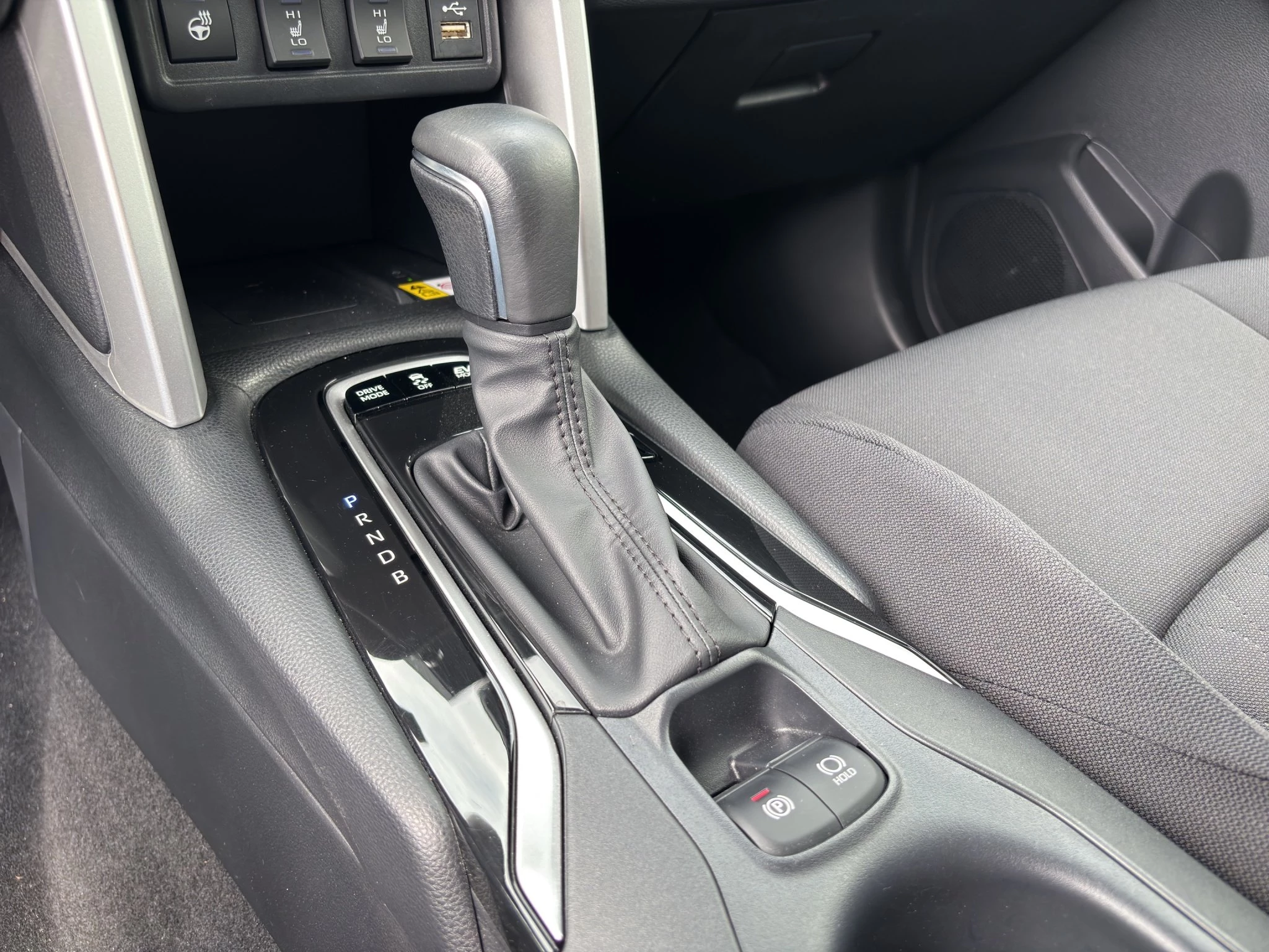 Toyota-Corolla Cross-image-22