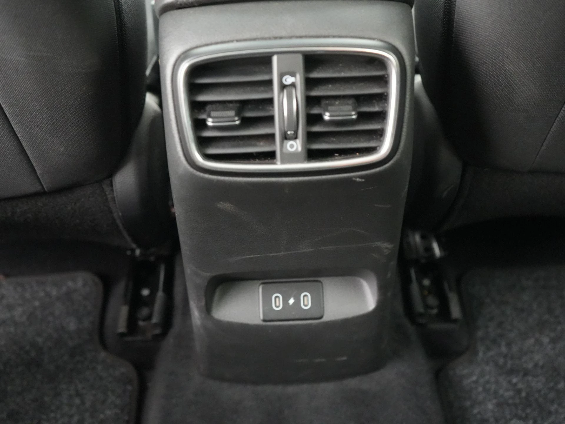 Hyundai-i30-image-17