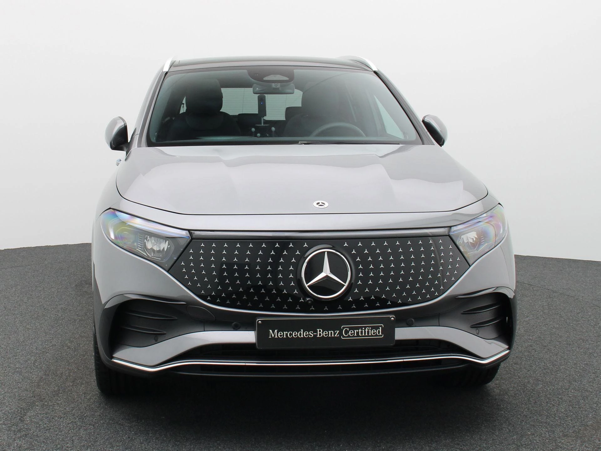 Mercedes-Benz EQA 250+ STAR EDITION + AMG + PANO DAK + BURMESTER + TREKHAAK + HEAD UP