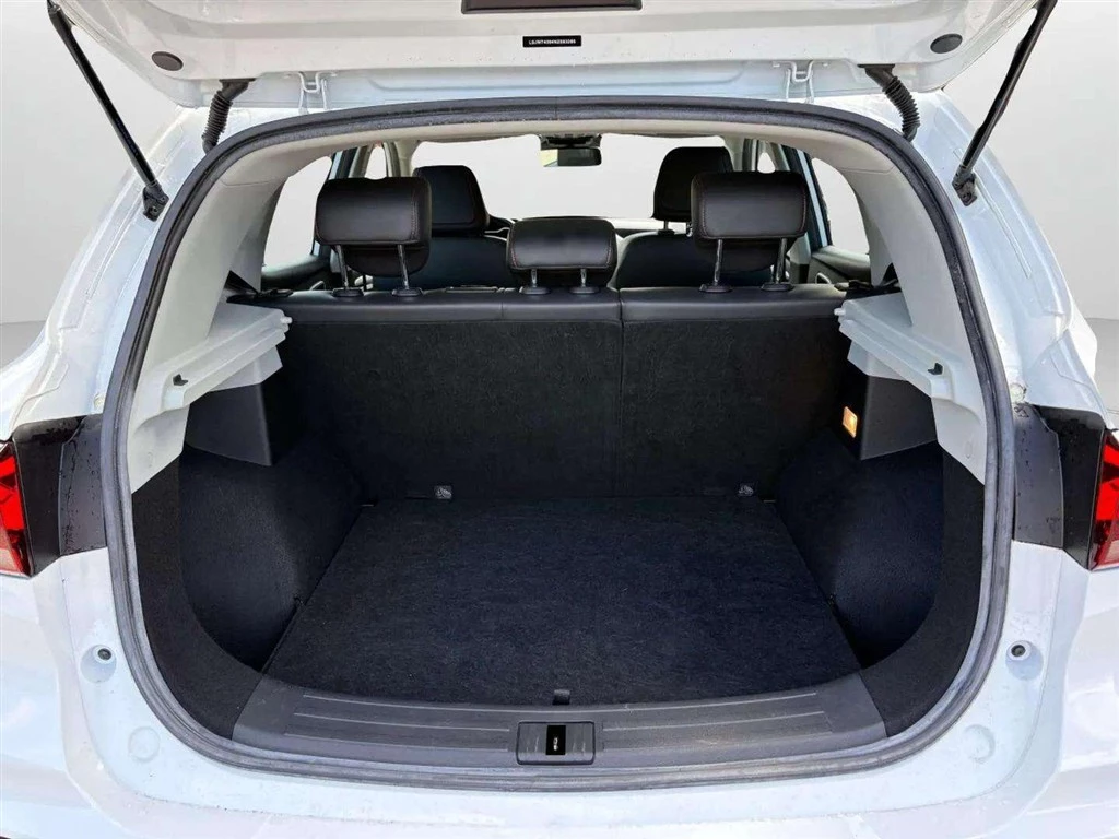 MG-ZS EV-image-18