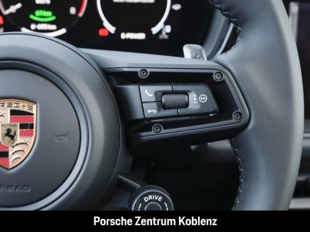 Porsche Cayenne E-Hybrid Coupe Black Edition black edition