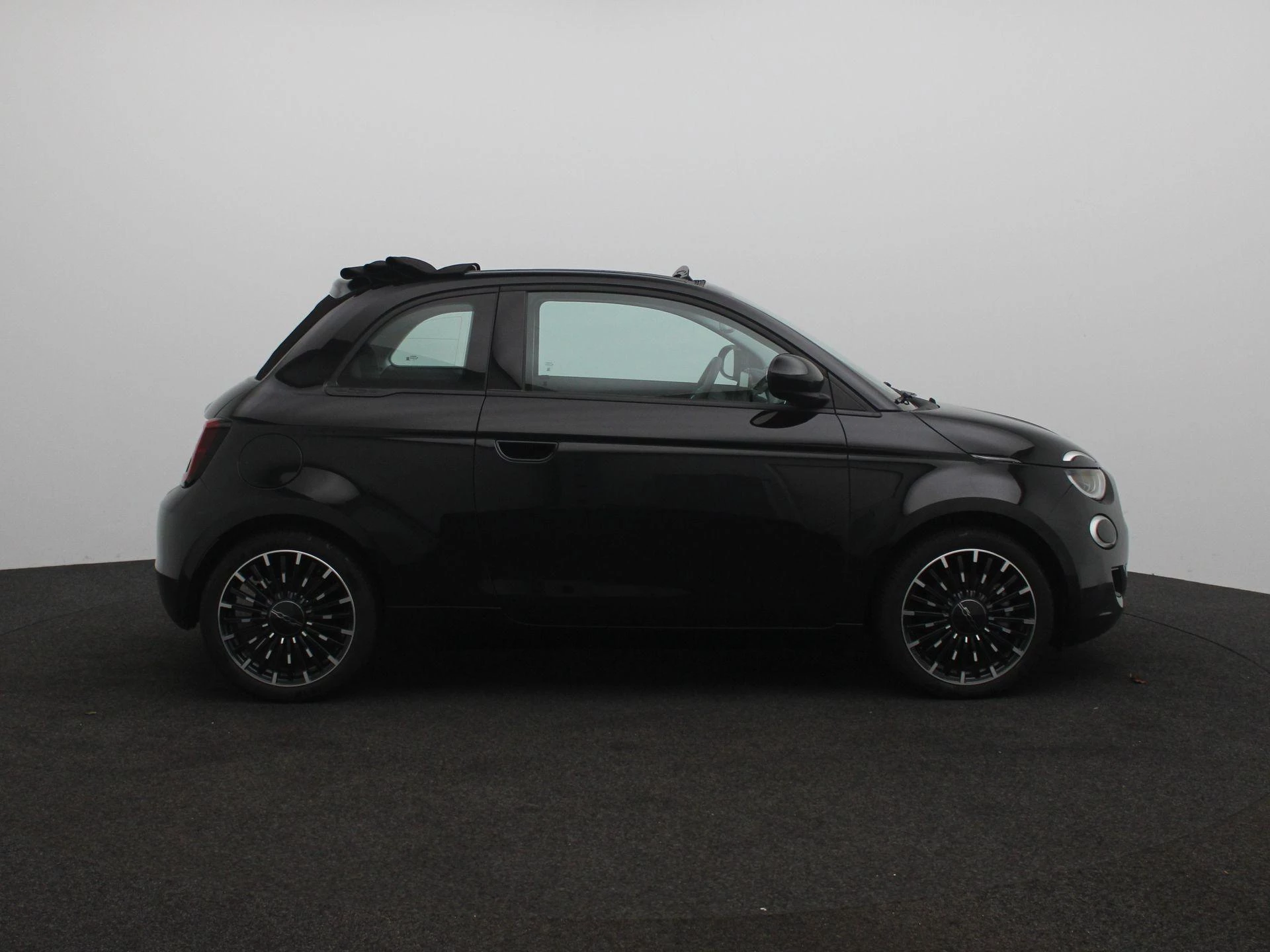 Fiat-500C-image-6