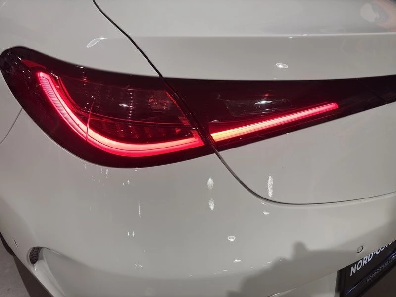 Mercedes-Benz CLE 220 d AMG PREMIUM PANORAMA NIGHT AMG LineC236 CLE 220 d AMG PREMIUM PANORAMA NIGHT AMG Line