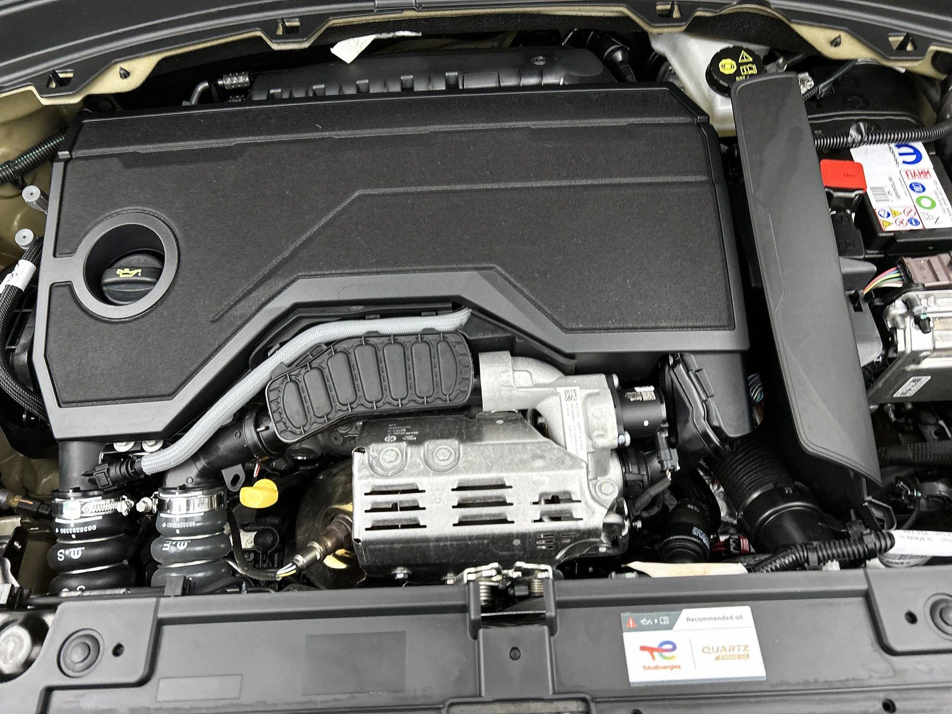 Opel-Frontera-image-9