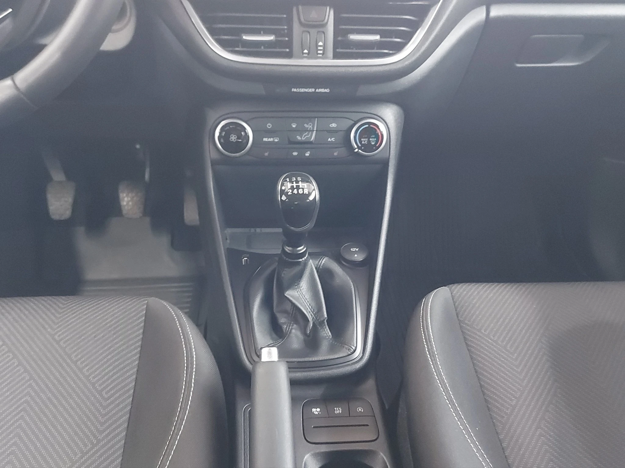 Ford-Fiesta-image-13
