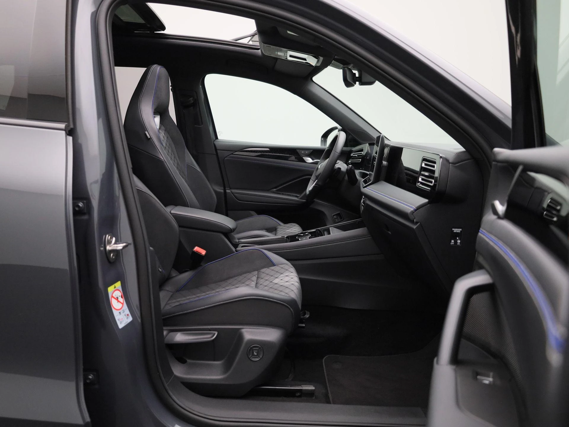 Volkswagen Tiguan 1.5 eHybrid R-Line Edition 204 PK|