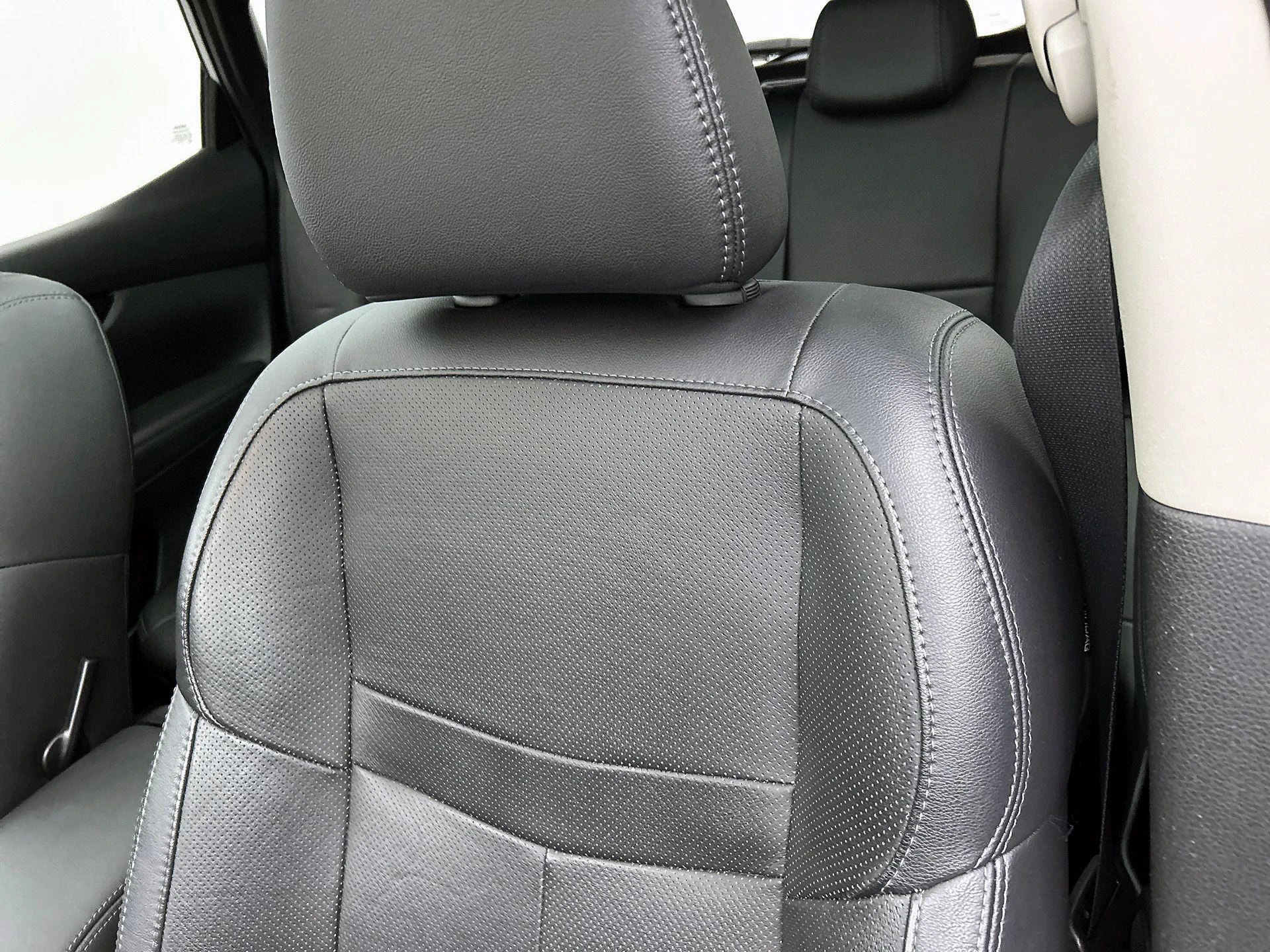 Nissan-QASHQAI-image-9