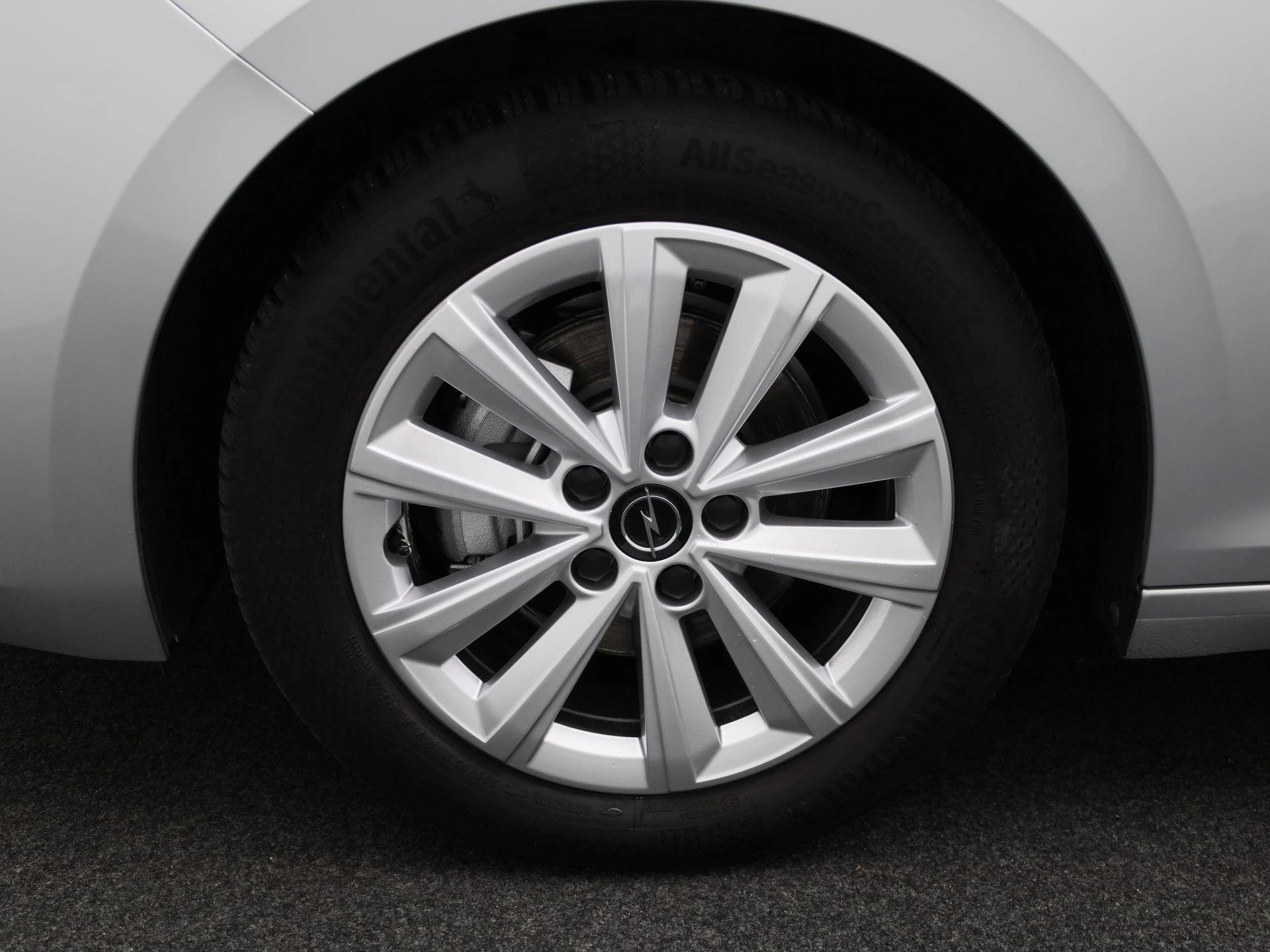 Opel-Astra-image-12